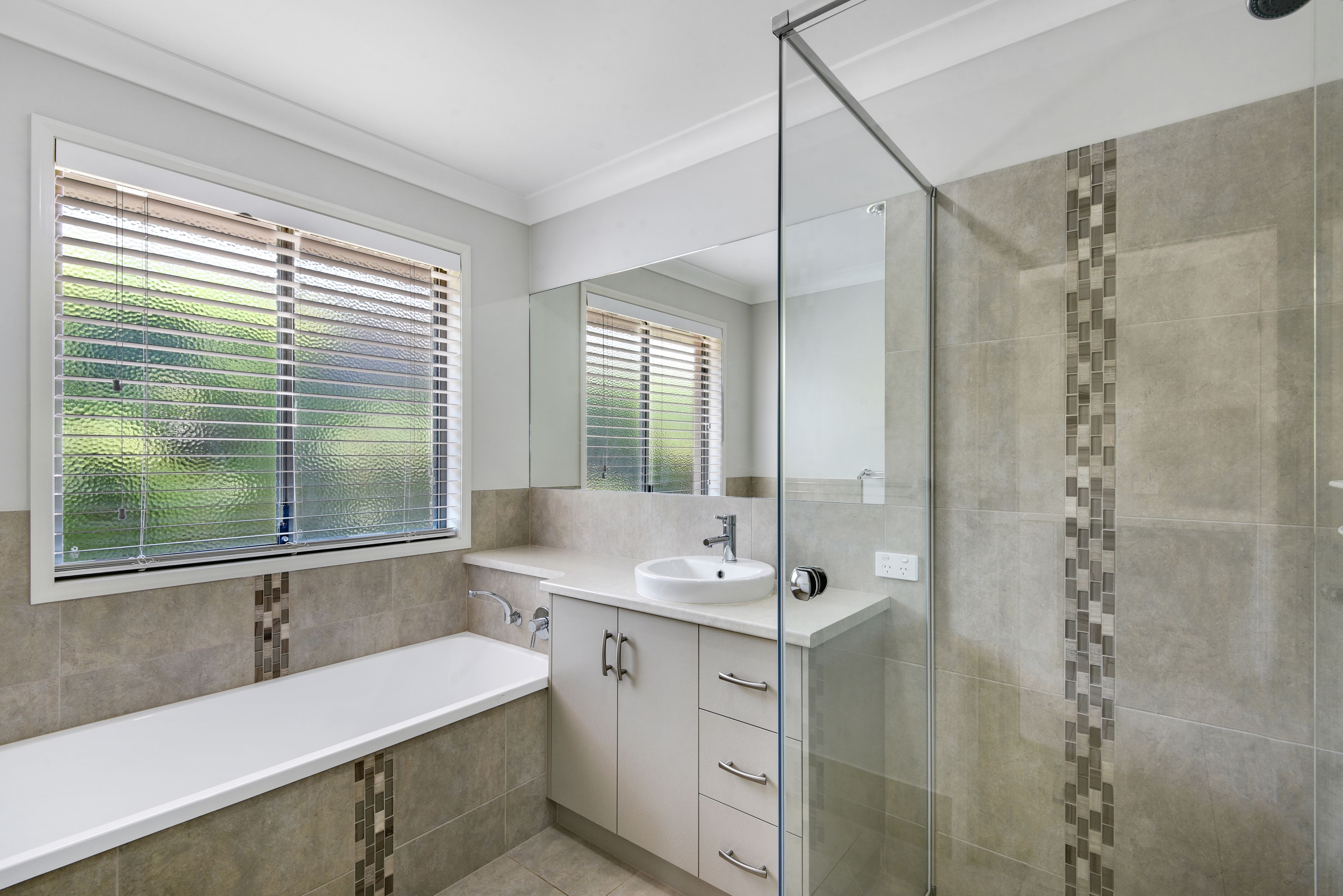 13 Sanctuary Drive, Cranley, QLD 4350 Sold House Ray White Toowoomba