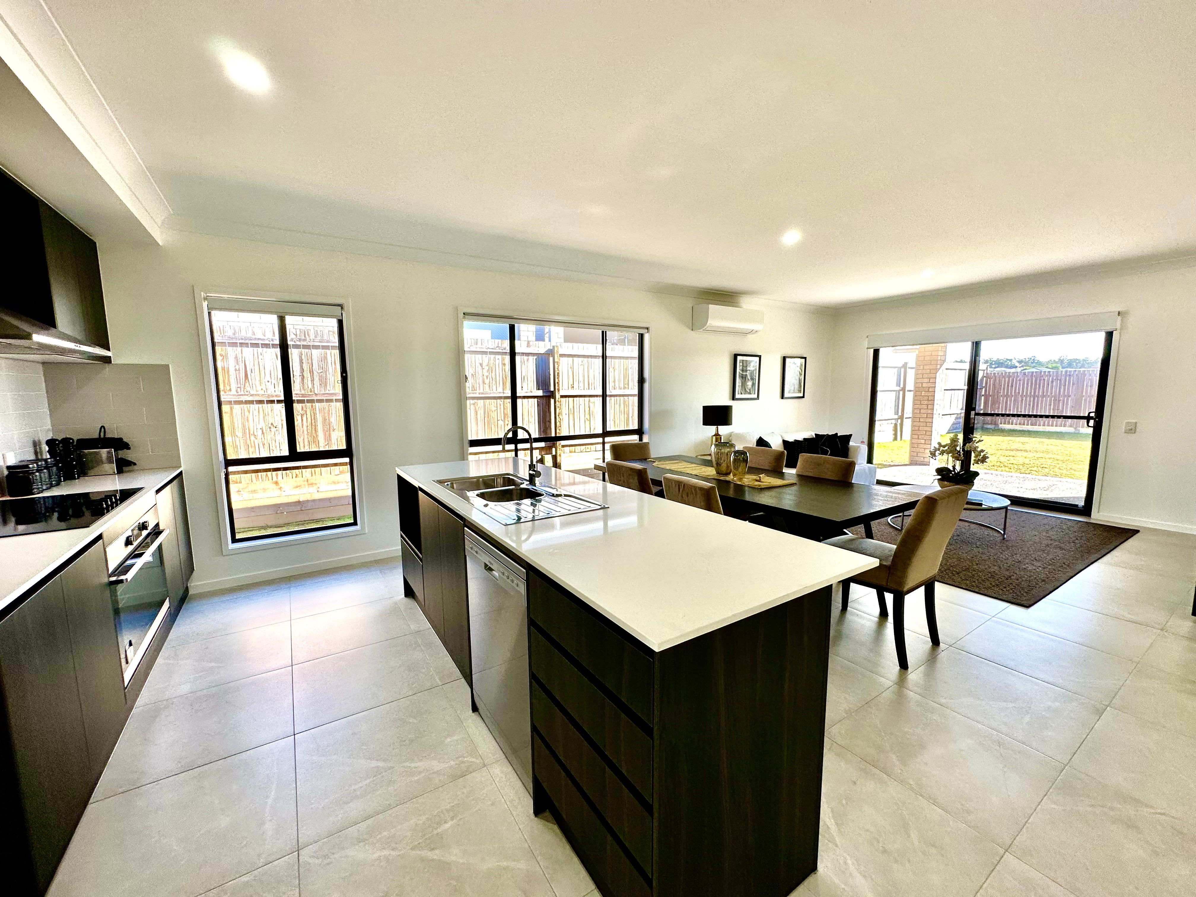 14 Mount Wheeler Street, Park Ridge, QLD 4125