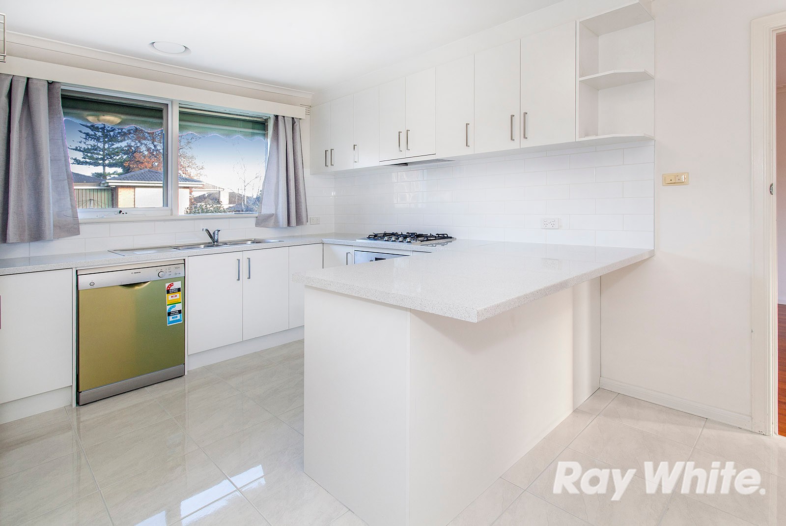 2/12 Gillies Street, Mitcham, VIC 3132