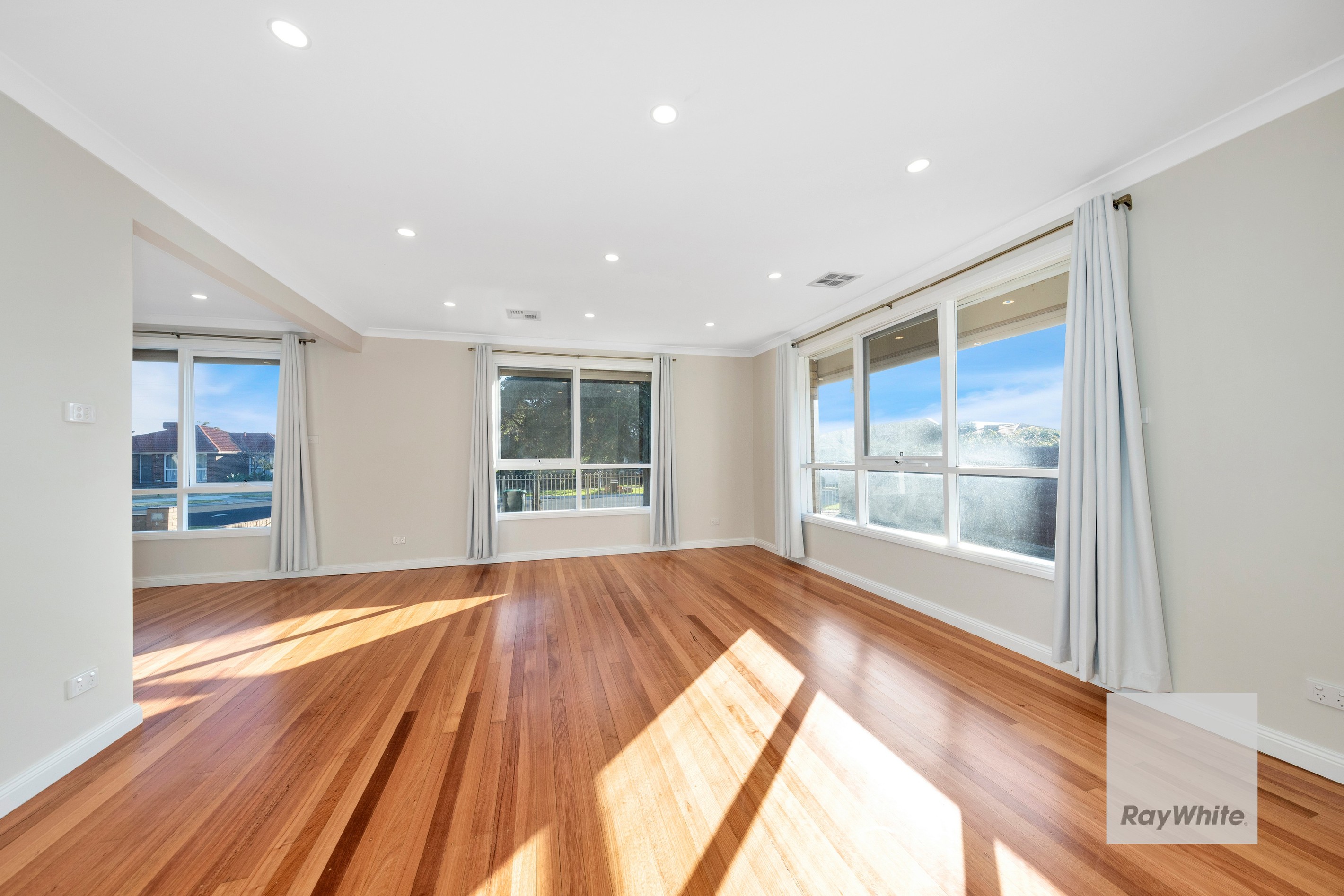 32 Ferris Avenue, Deer Park, VIC 3023