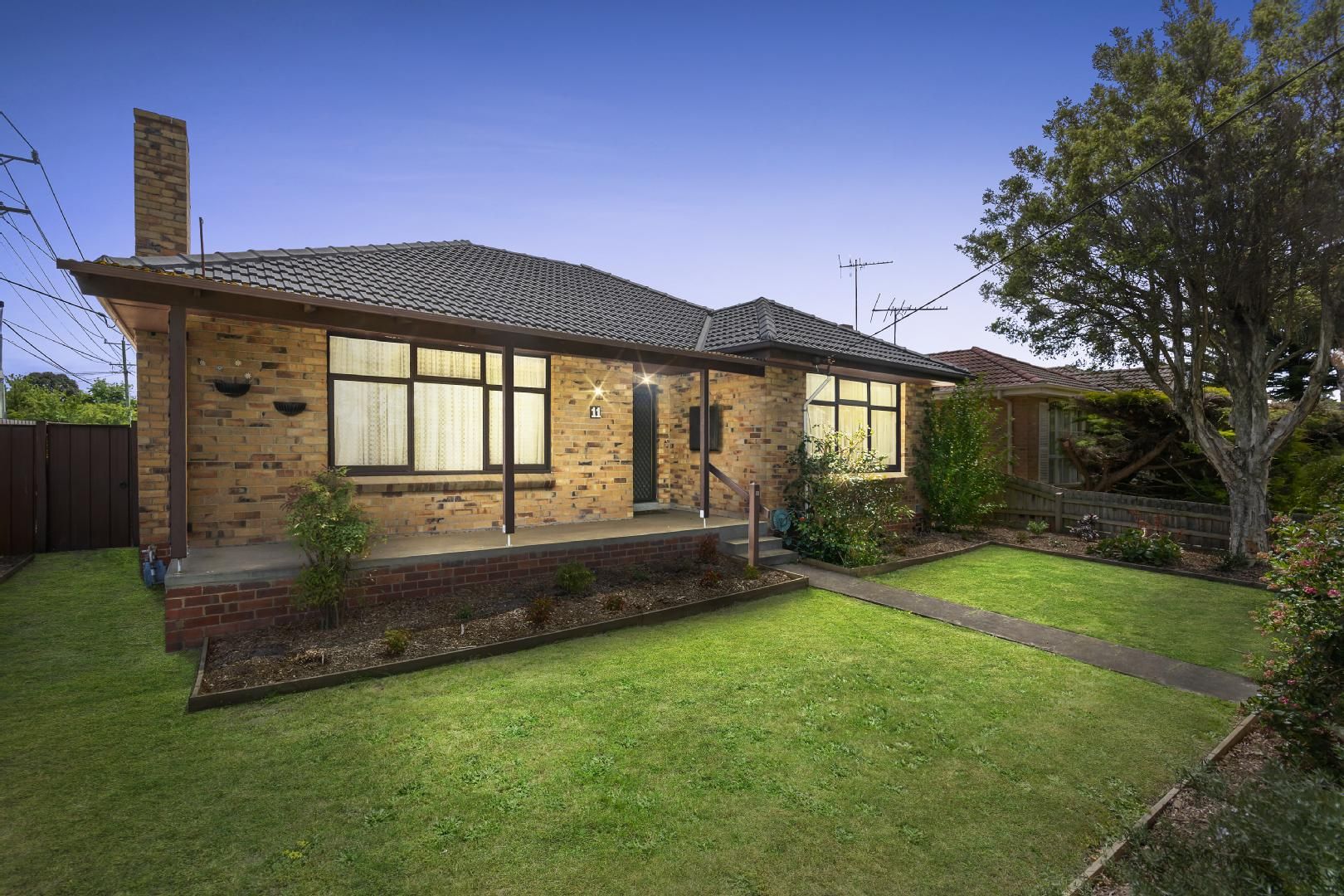 11 Melaleuca Drive, Clarinda VIC 3169
