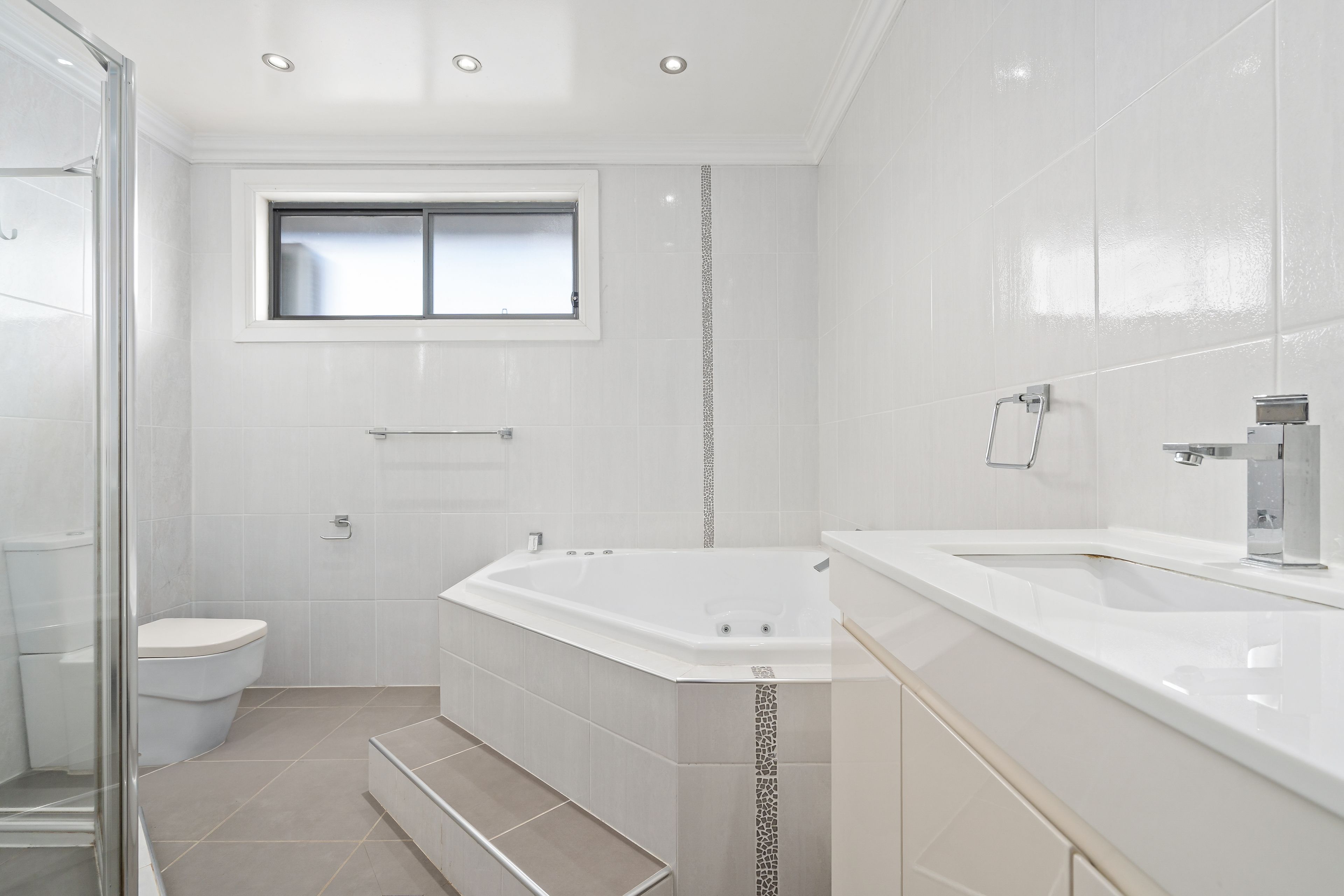 9 Jupiter Street — photo 8 of 12