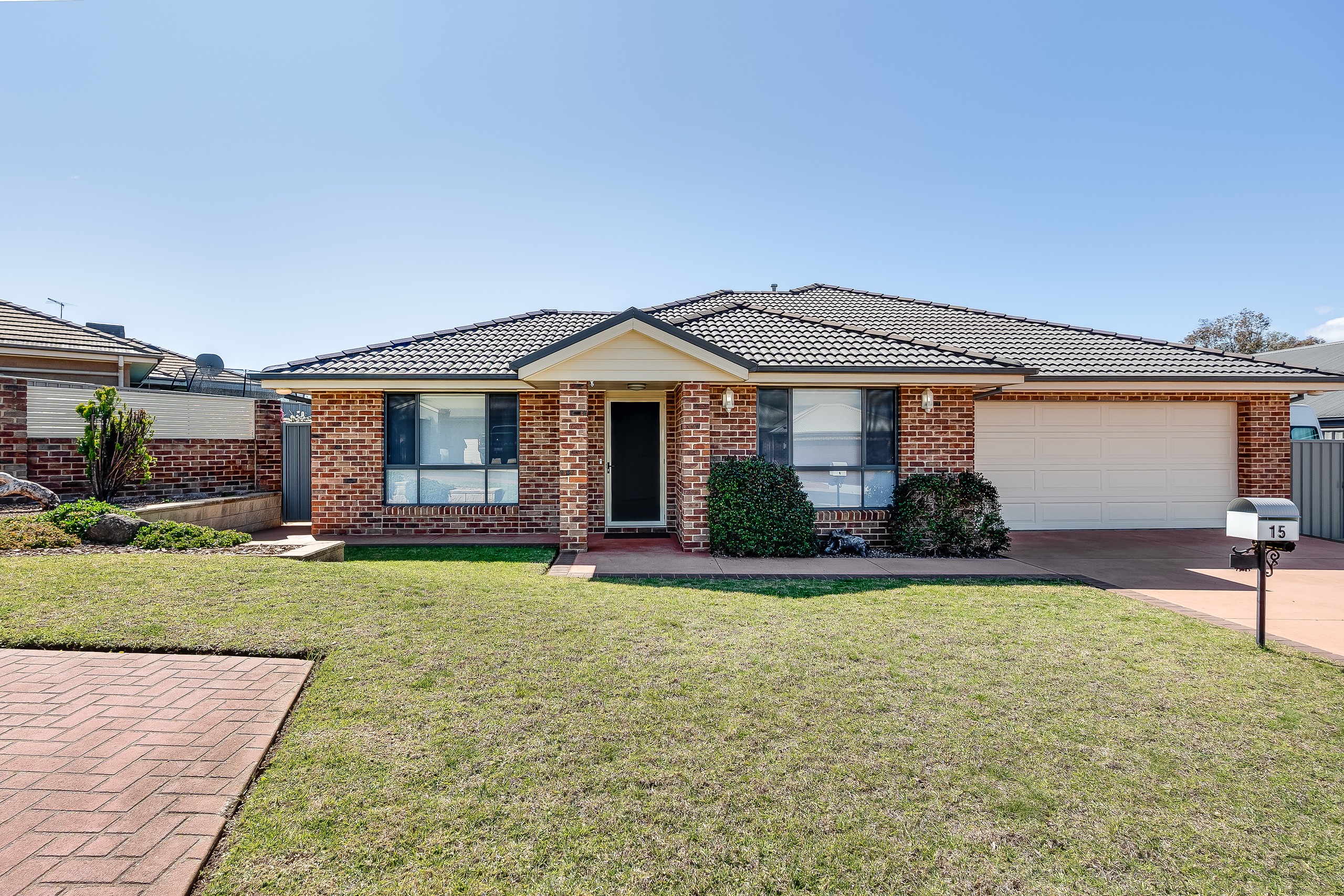 15 Bullfrog Court, Thurgoona, NSW 2640