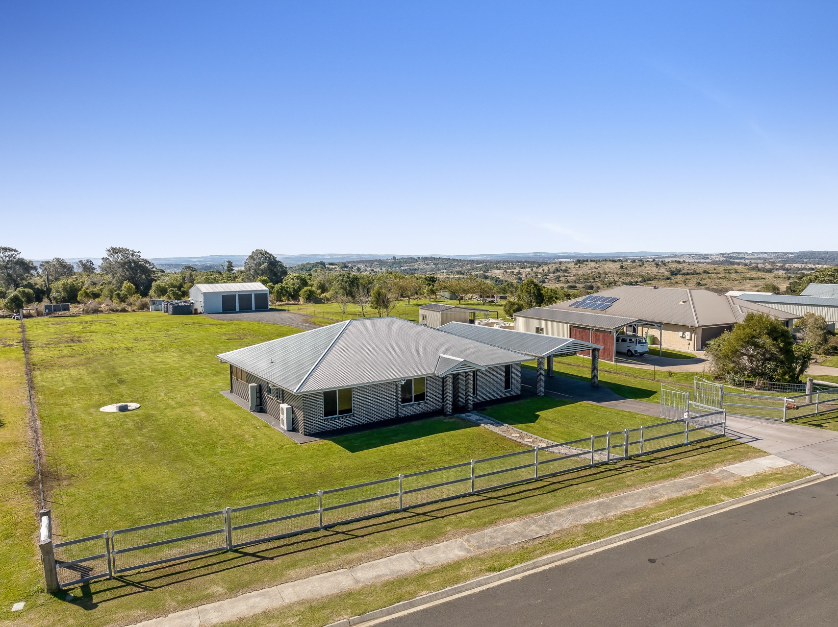 53 Hilltop Drive, Gowrie Junction, QLD 4352
