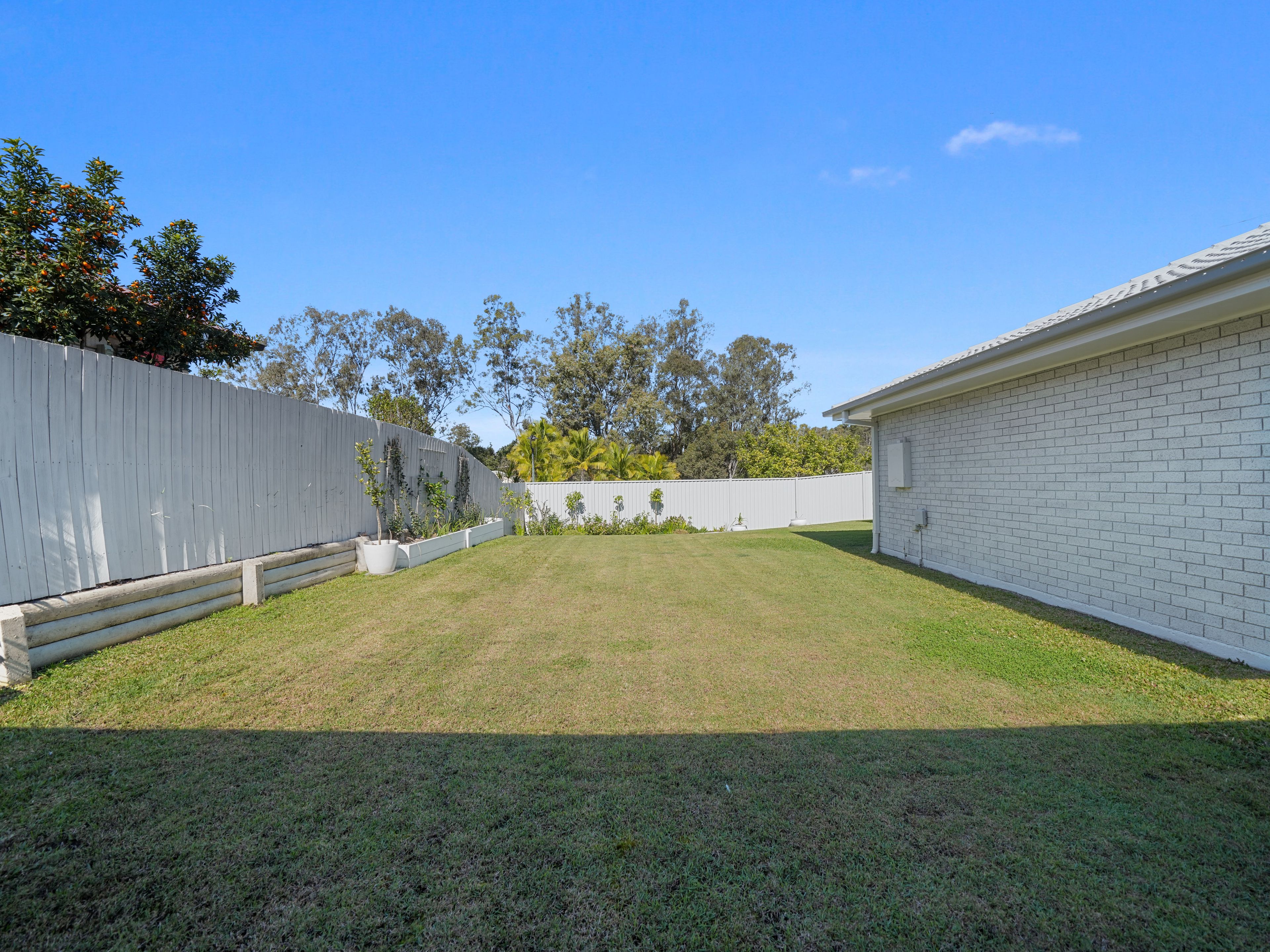 40 Hawkes Avenue — photo 16 of 19