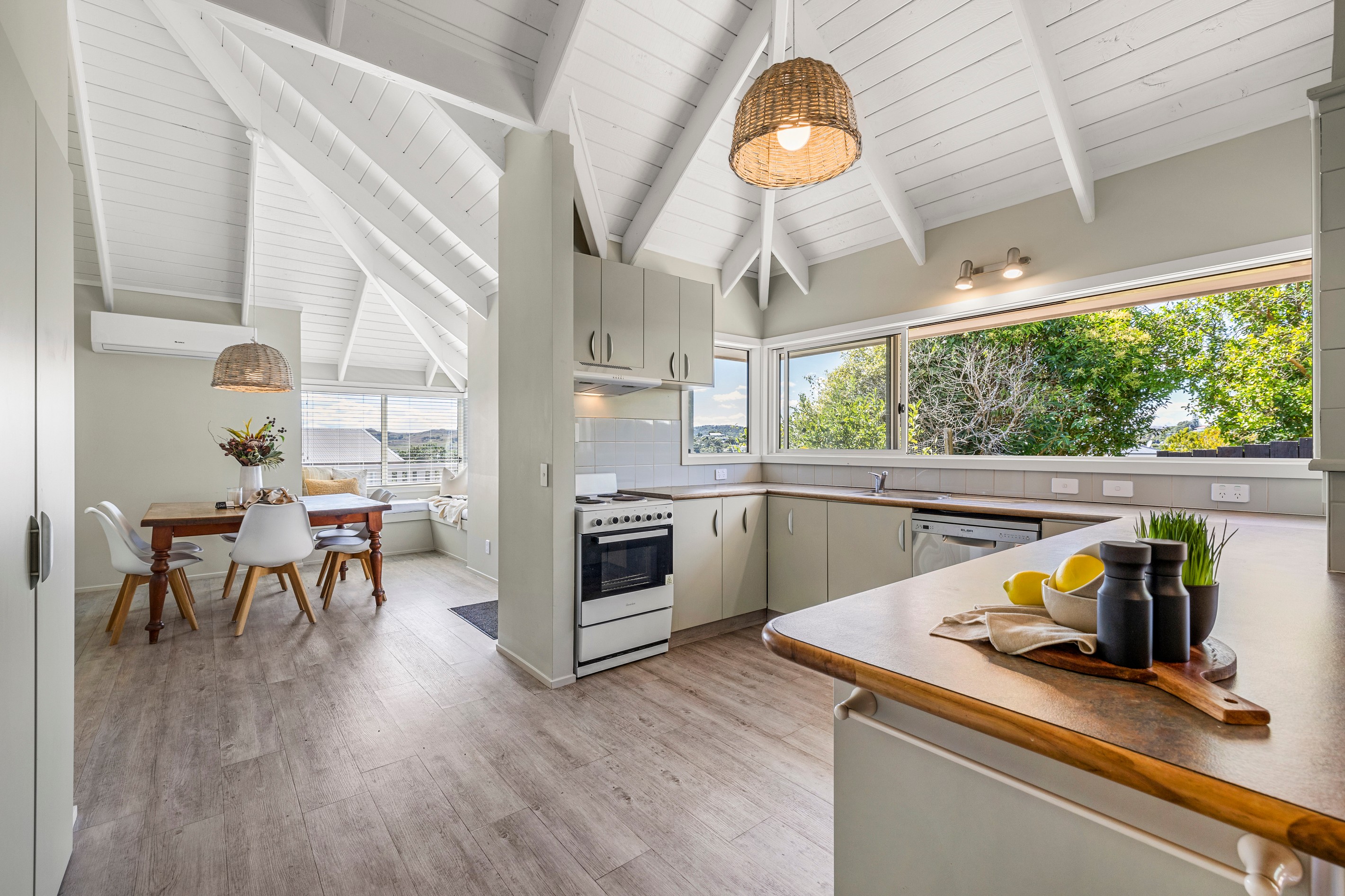 21B Long Street, Raglan, Waikato District