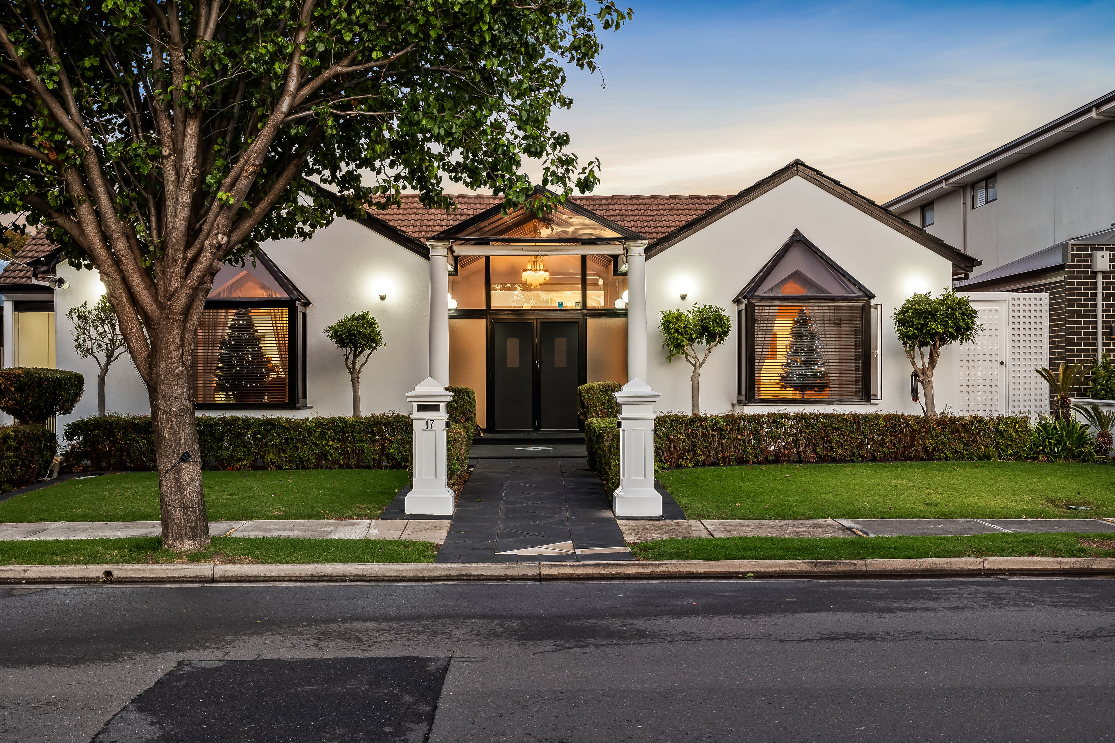 17 Broadmore Avenue, Fulham SA 5024