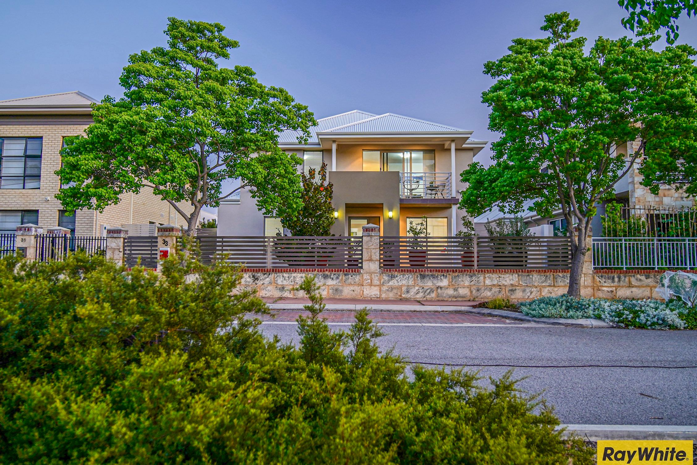 33 The Embankment, South Guildford, WA 6055