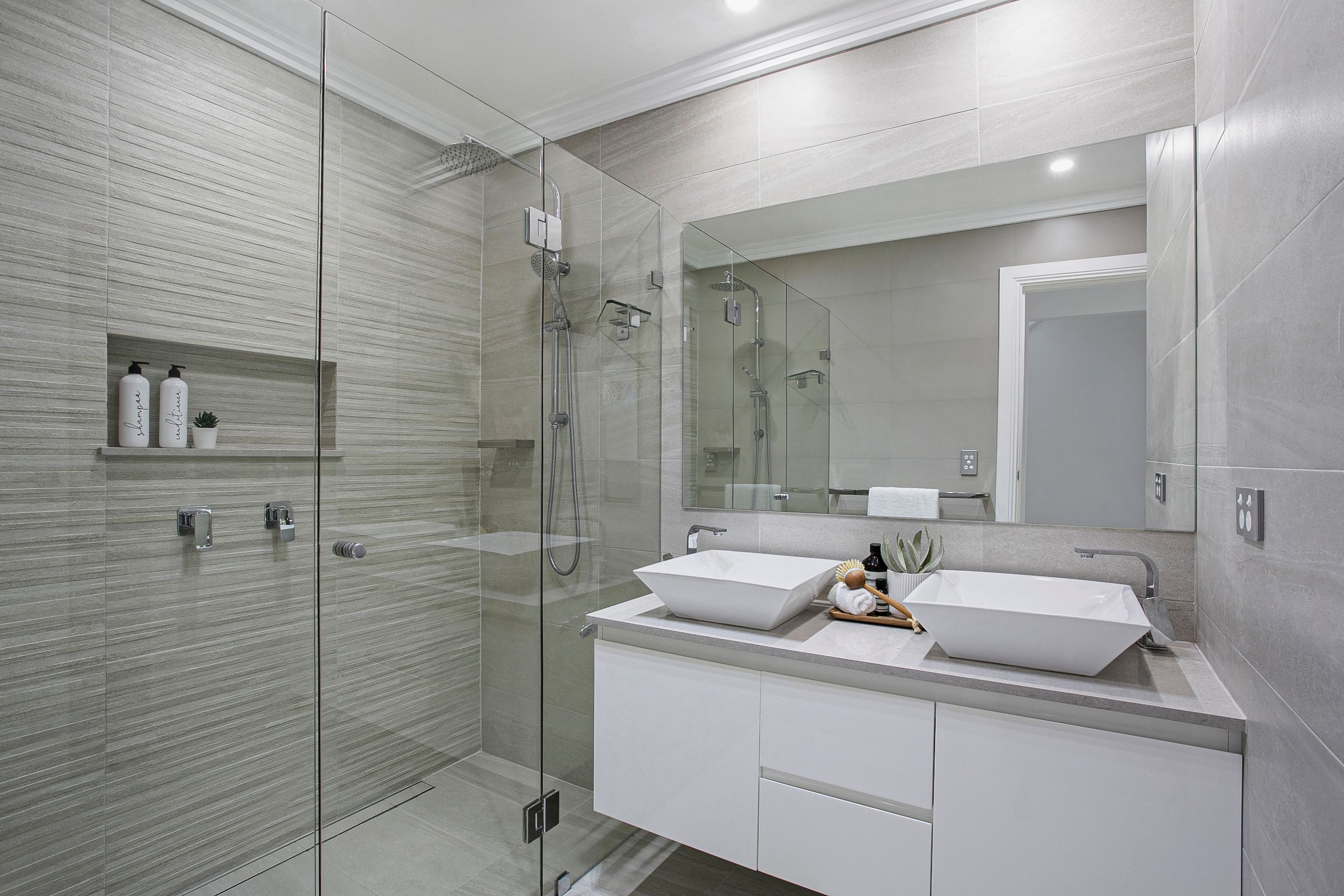 16 Chesterfield Road, South Penrith, NSW 2750