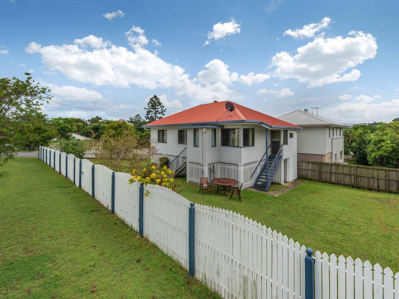 11 East Street, Kedron QLD 4031
