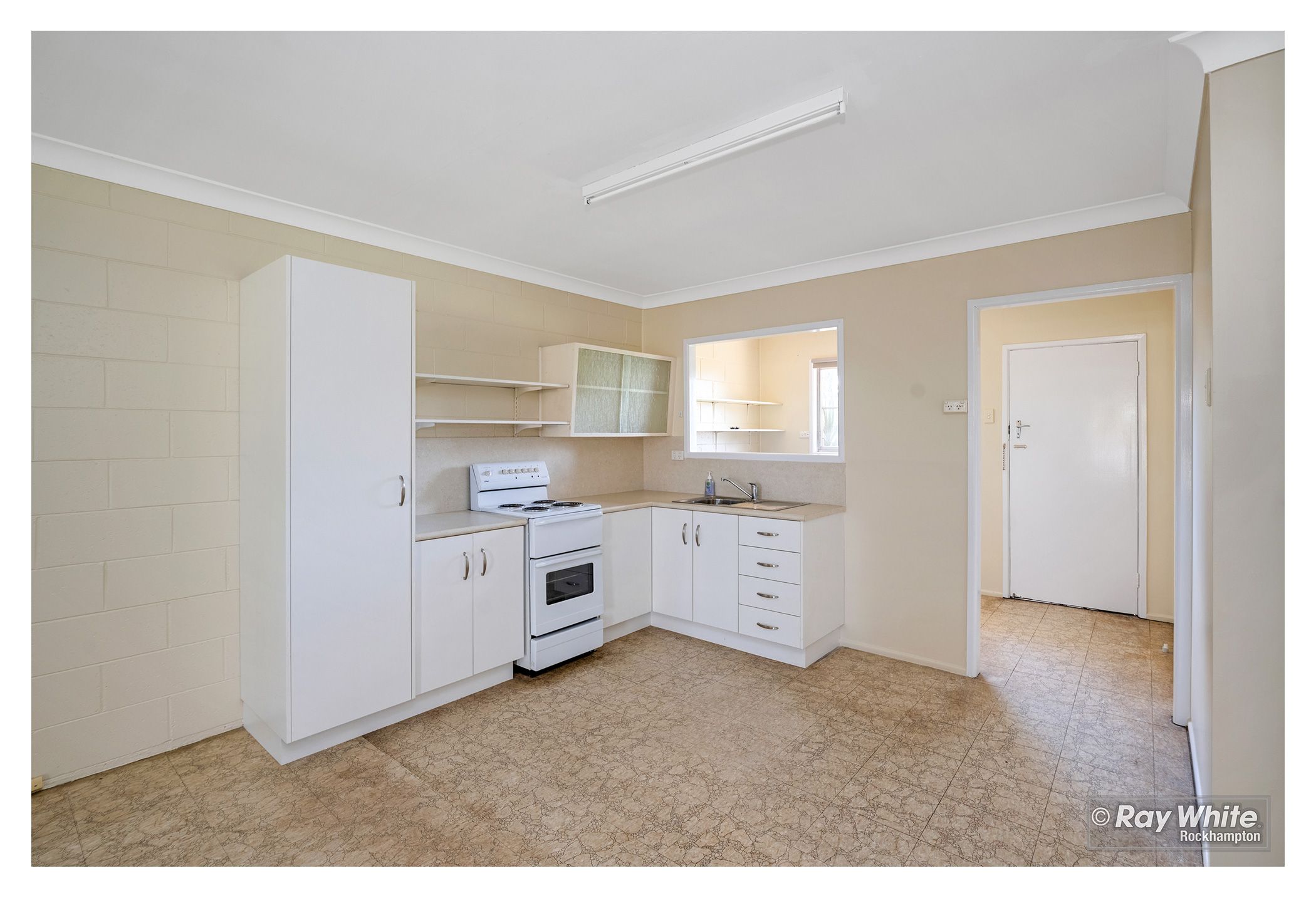 6 Dalton Avenue, Park Avenue, QLD 4701