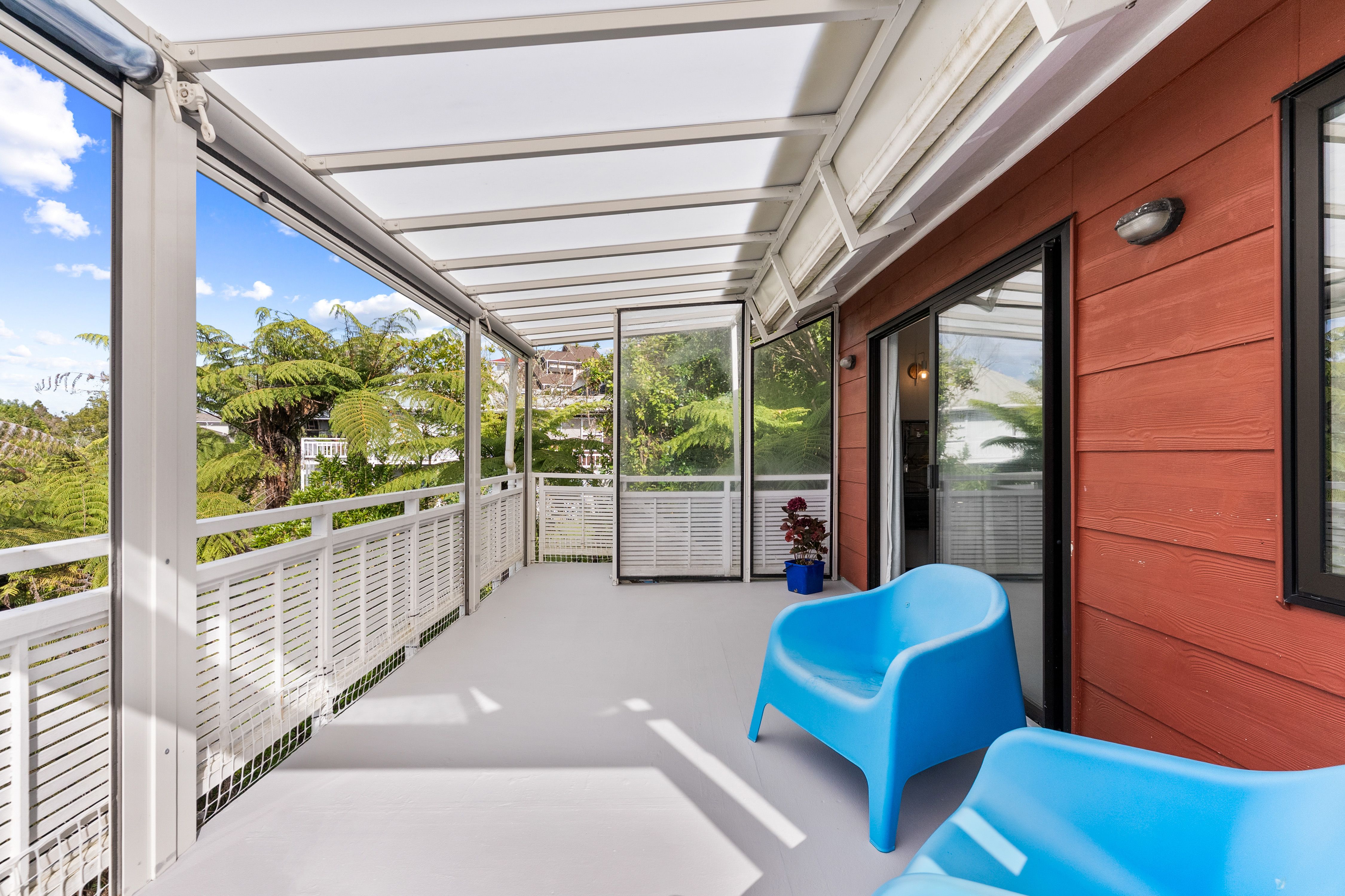 136 Carlisle Road, Northcross, North Shore City