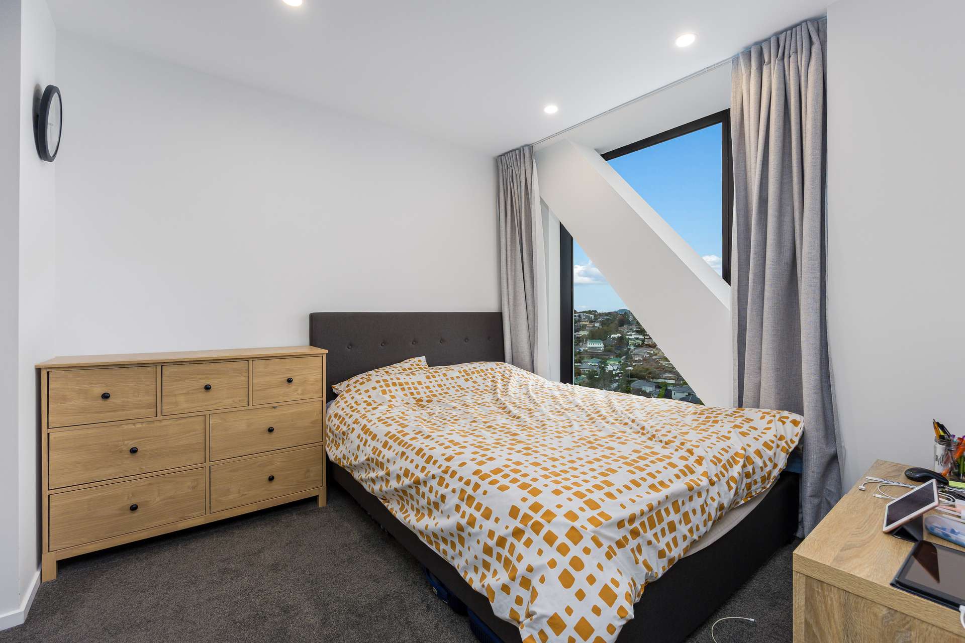 1103/20 Park Avenue photo 8