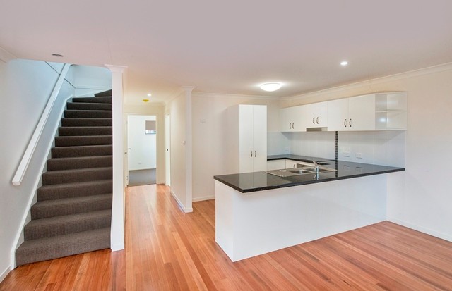 1/77 Livingstone Street, Berserker, QLD 4701