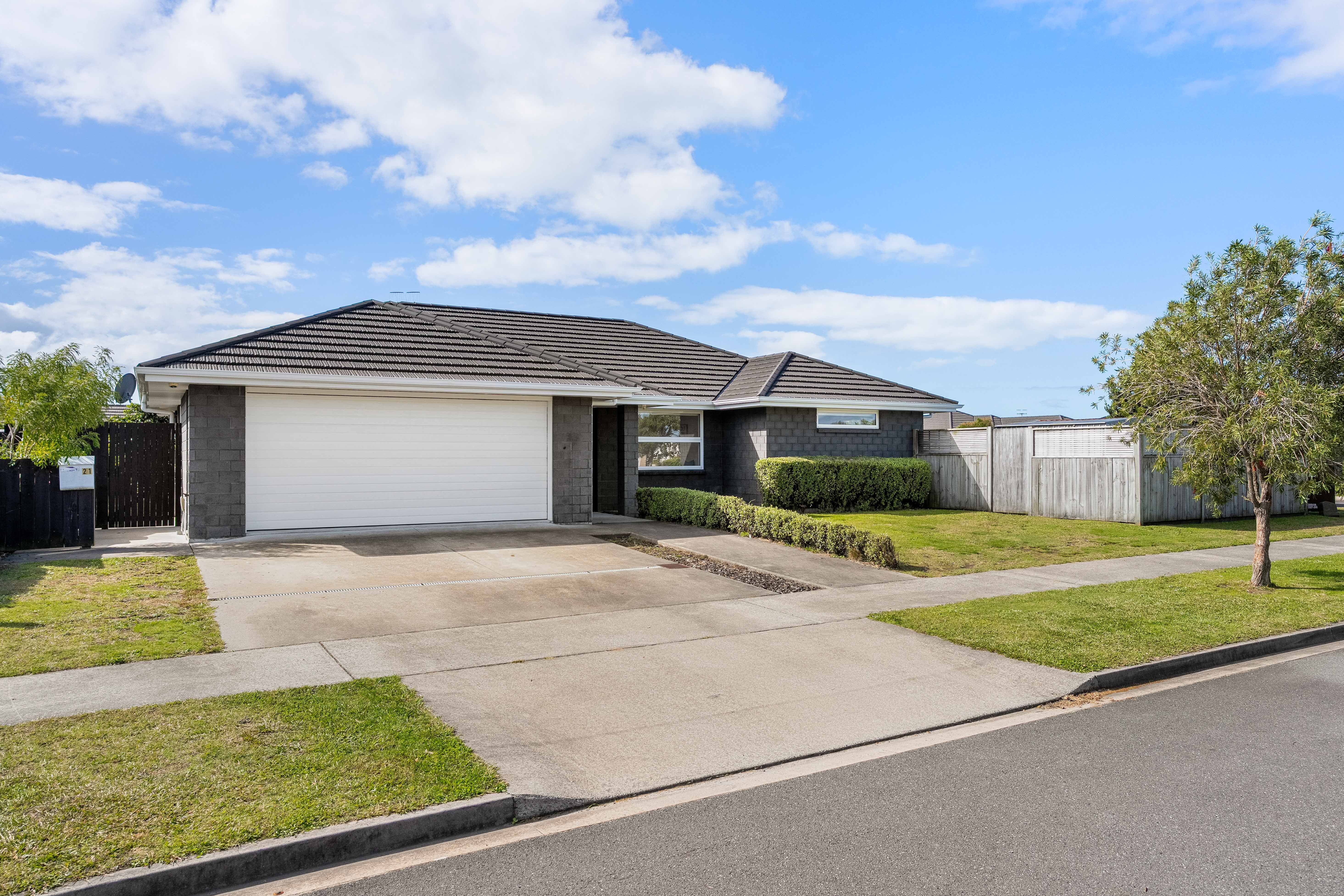 21 Blanche Road, Papamoa Beach, Tauranga City