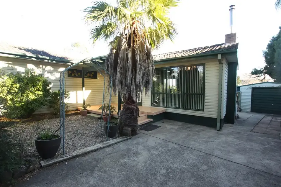 5 Kendall Street, Campbelltown, NSW 2560 Leased House Ray White