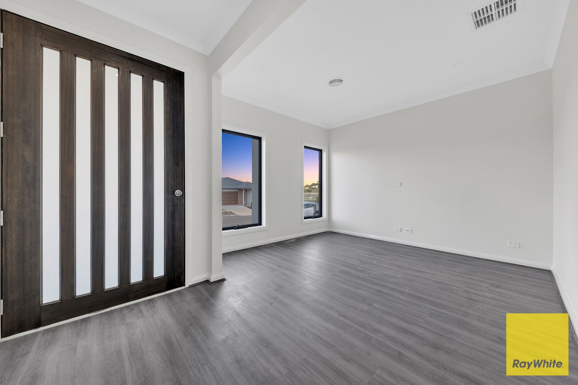 30 Wensleydale Drive, Rockbank, VIC 3335