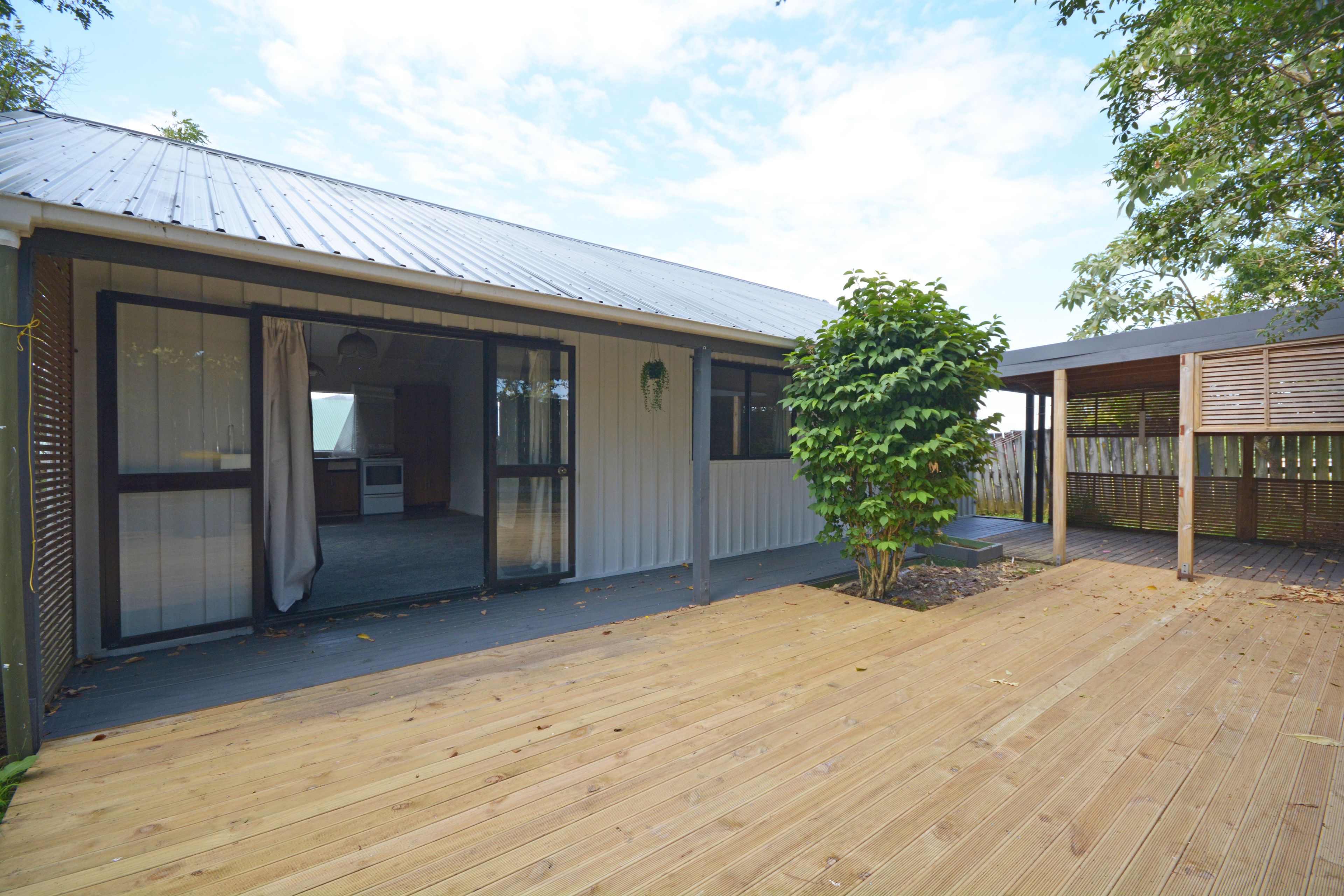 2/37 Great South Road, Manurewa, Manukau City