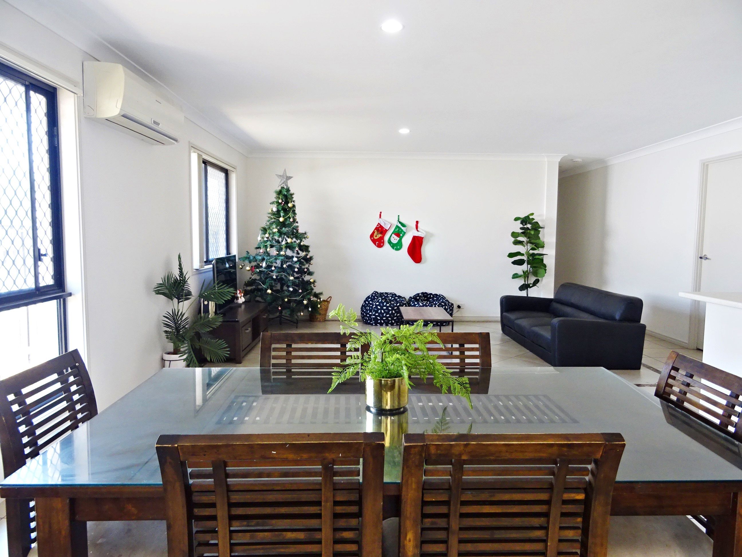 46 Wunburra Circle, Pacific Pines QLD 4211