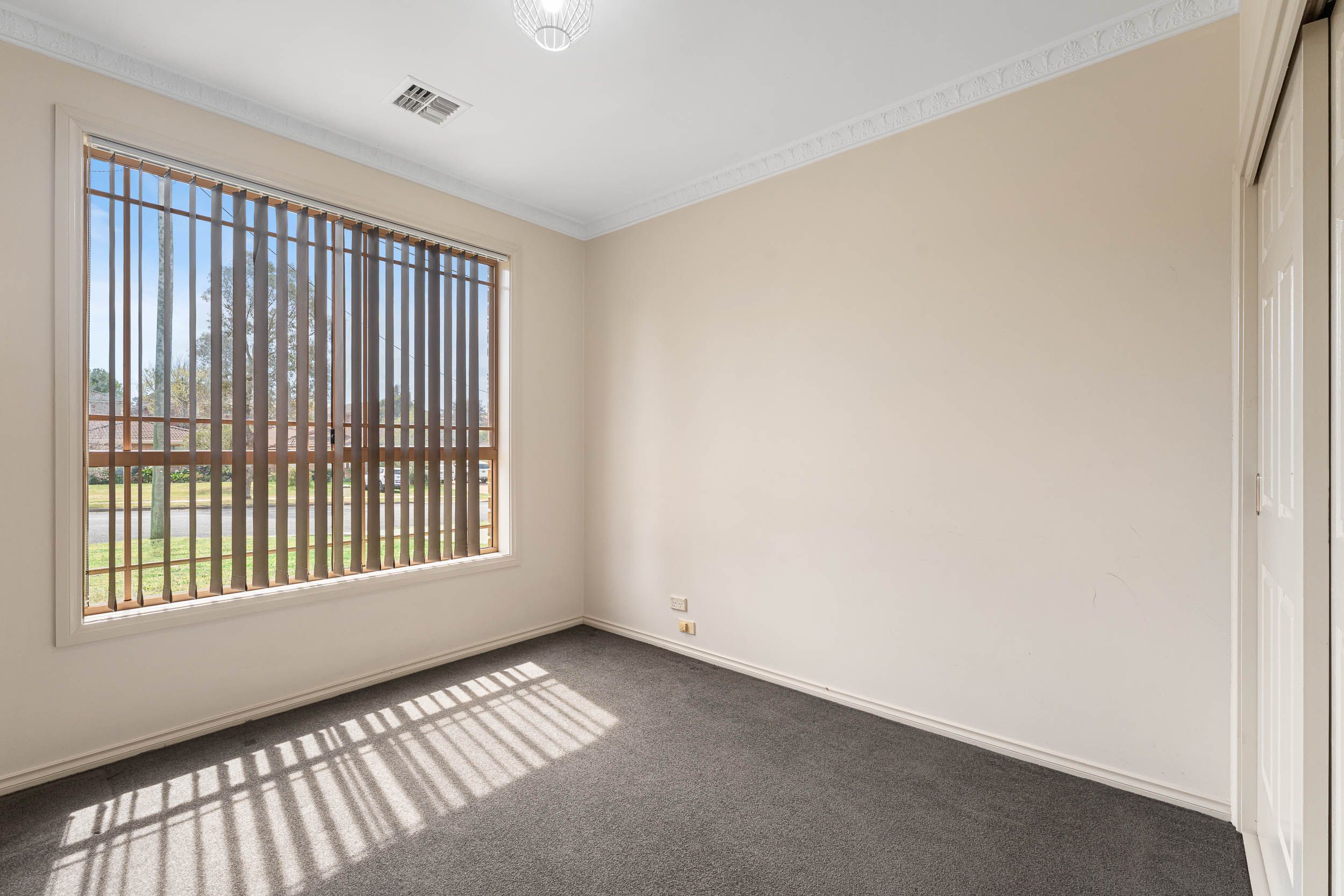 110 Mary Street — photo 9 of 18