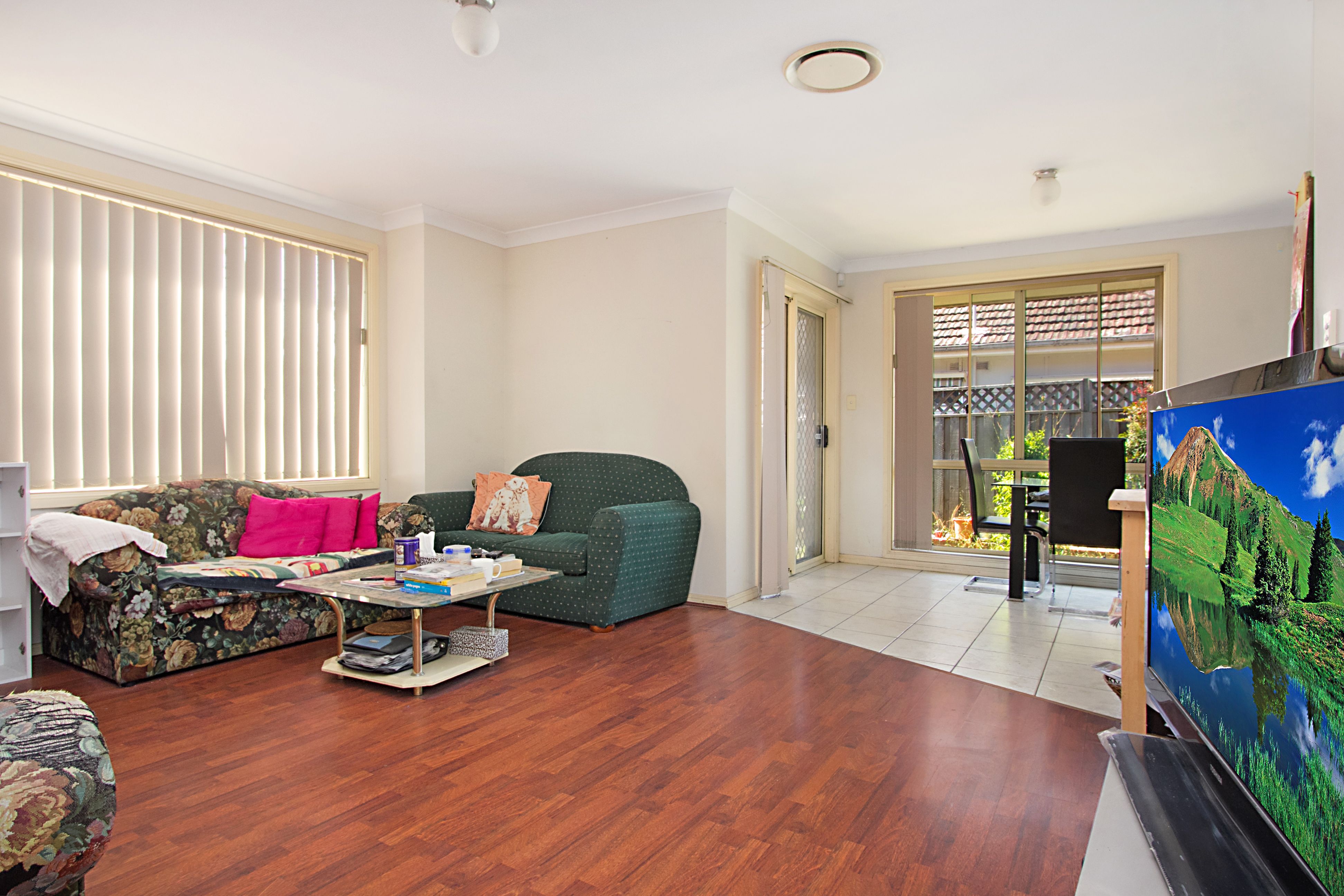 1/27 Girraween Road, Girraween, NSW 2145