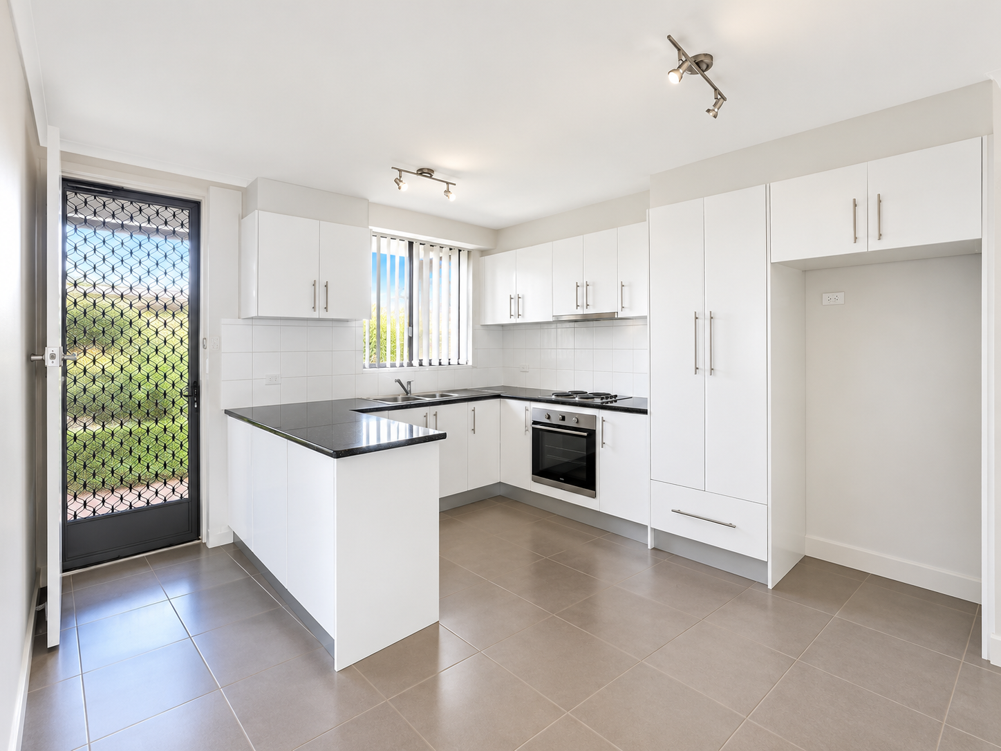 2/170 High Street, Northcote, VIC 3070