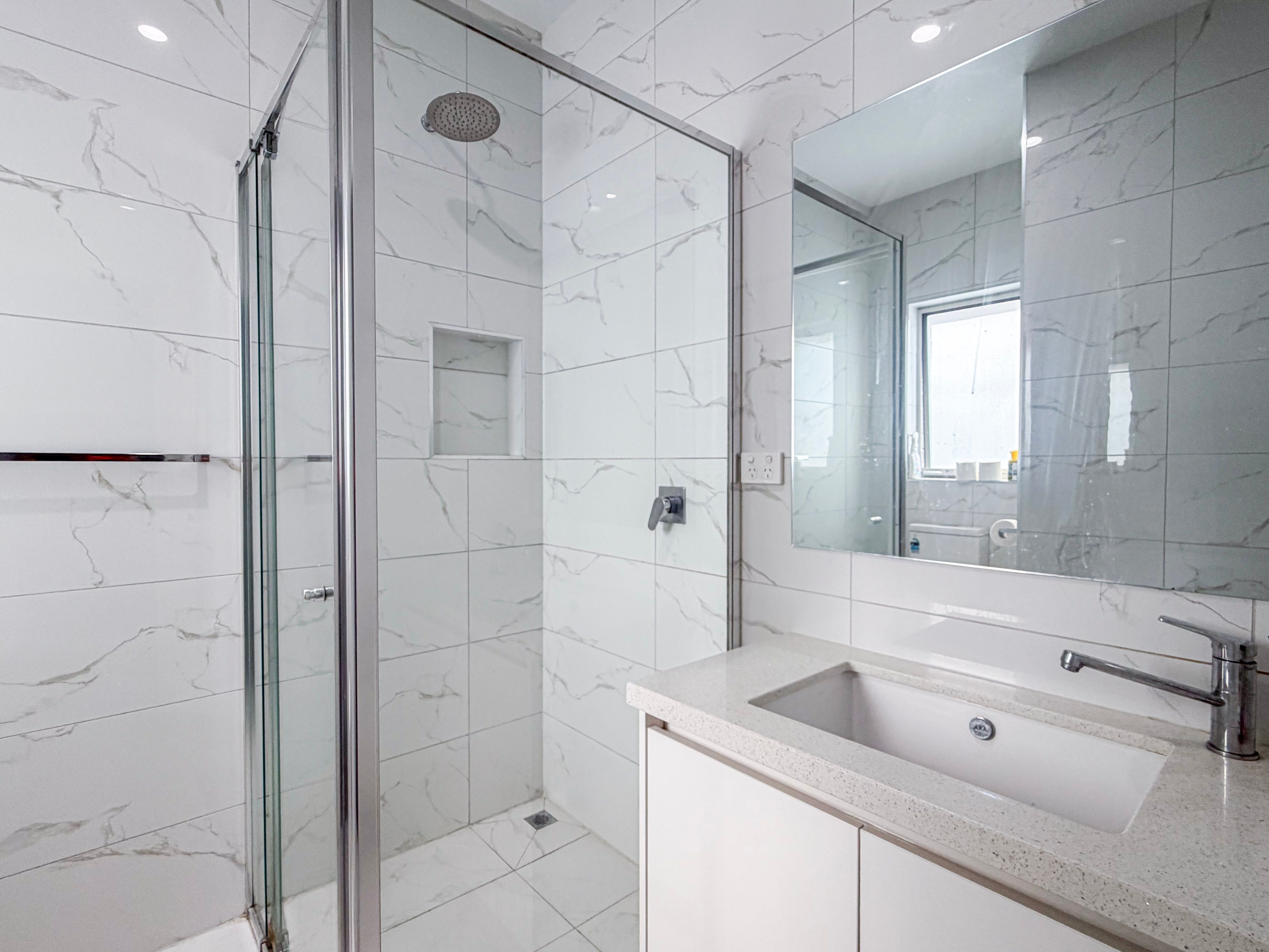 2/104 Daley Street — photo 9 of 16