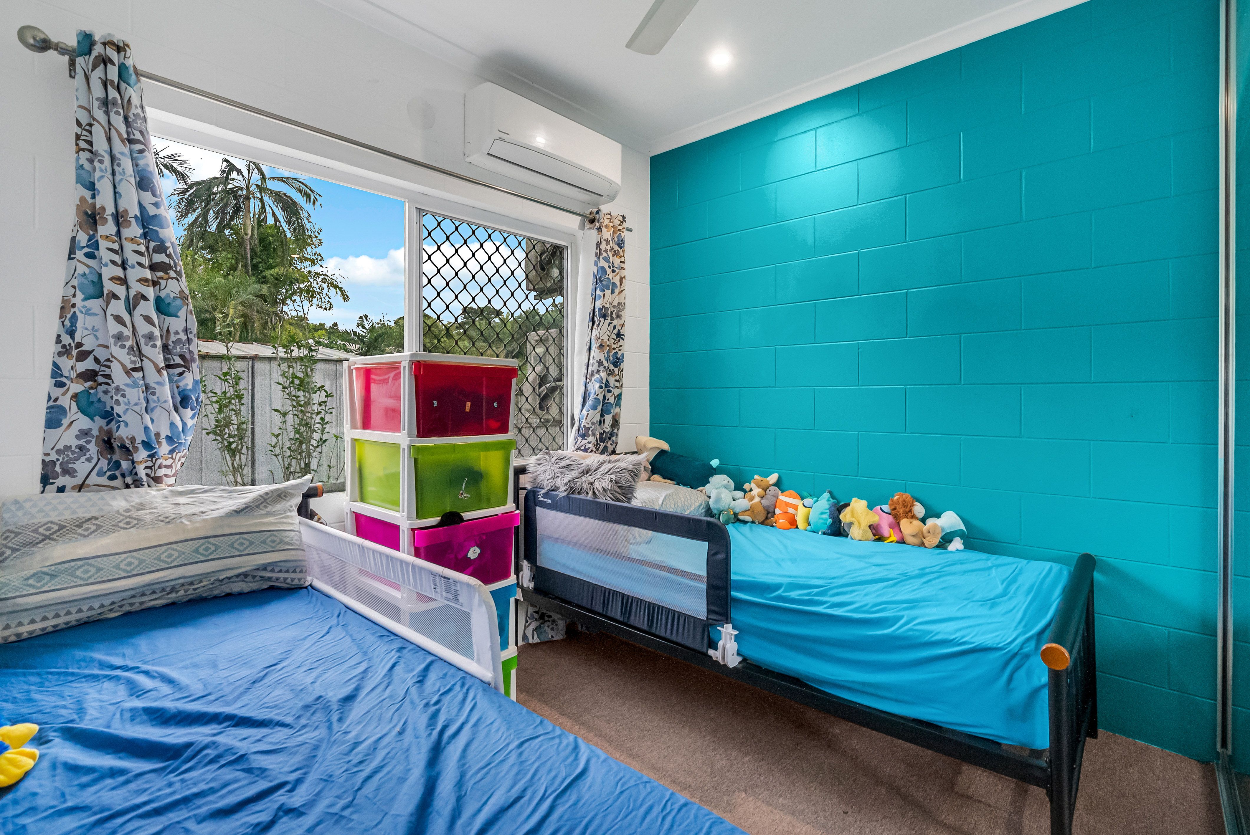 14 Adonis Street — photo 9 of 12