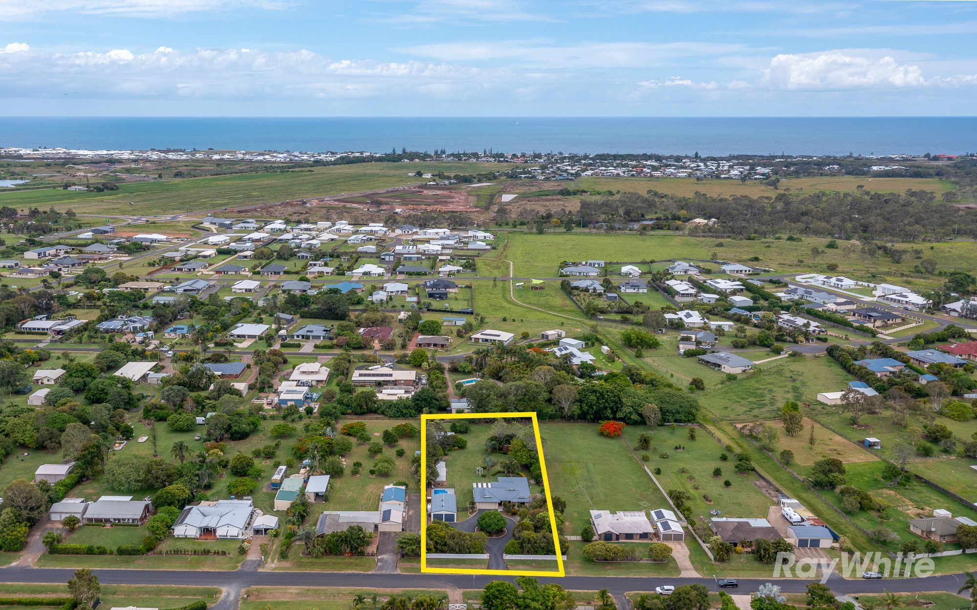 33 Spinnaker Boulevard, Innes Park, QLD 4670