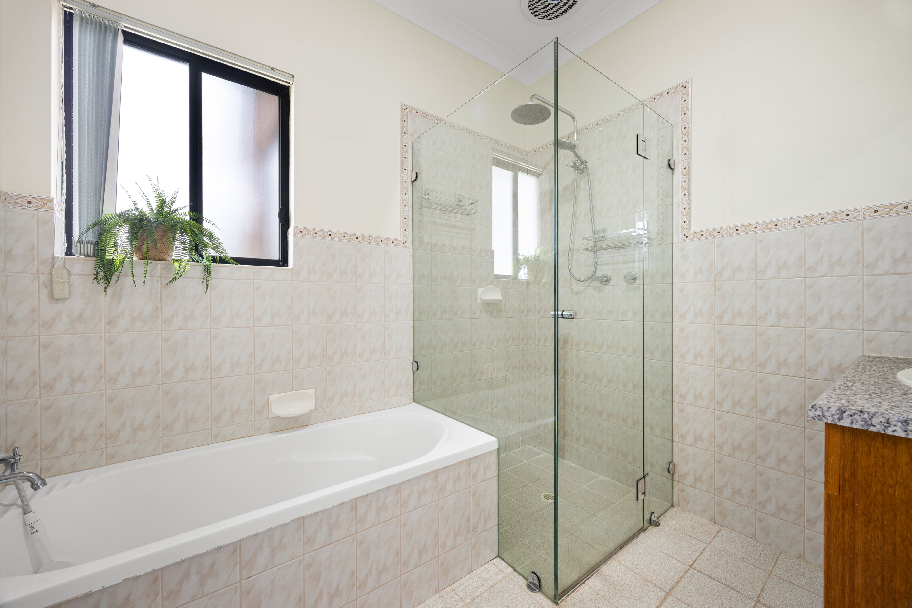25D Alfred Avenue — photo 12 of 18