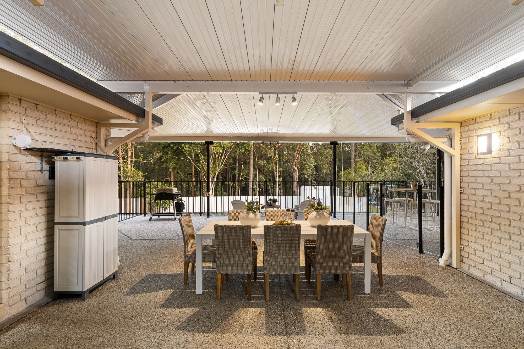 6 Corvus Drive, Cashmere QLD 4500