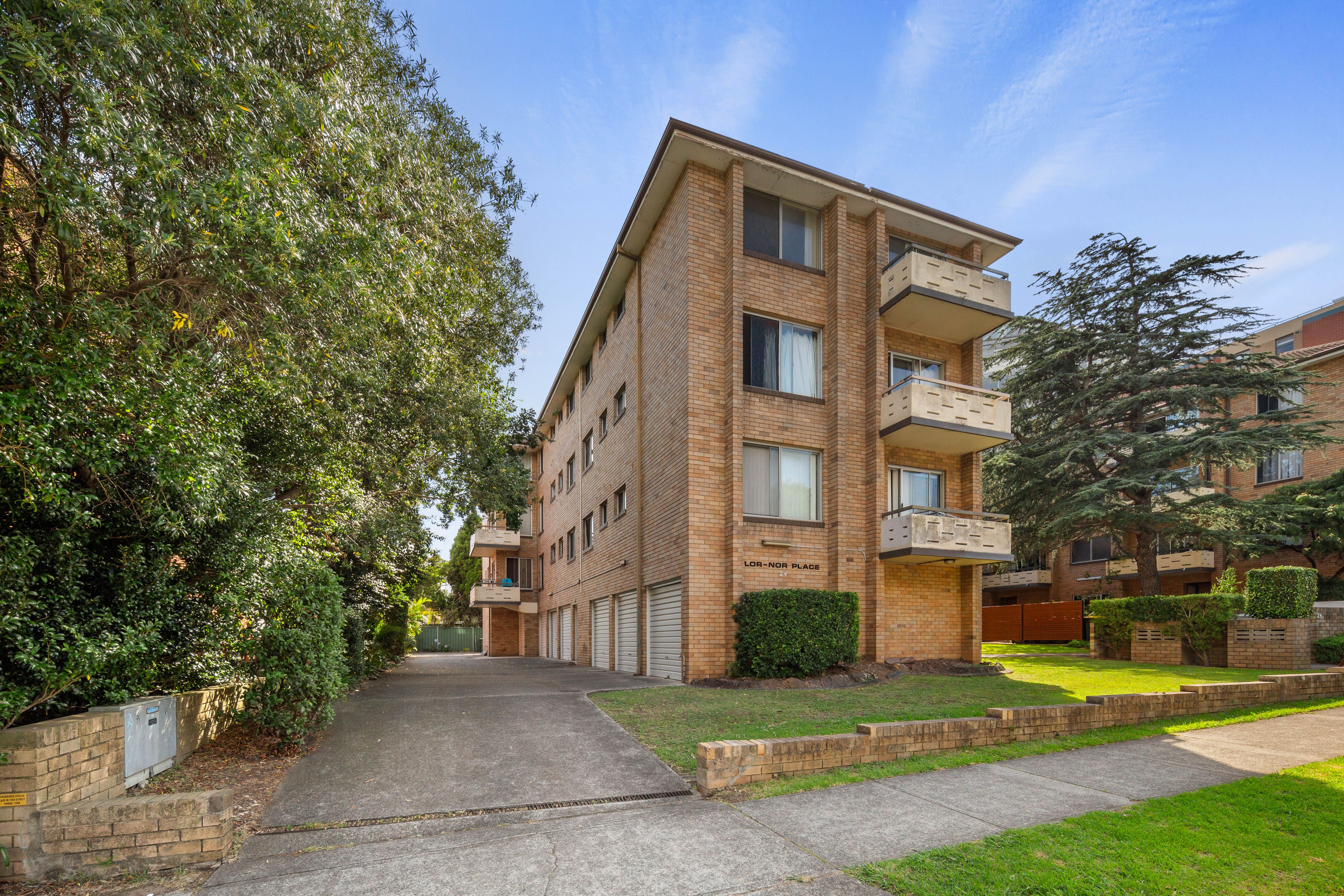 24 Carrington Avenue, Hurstville NSW 2220