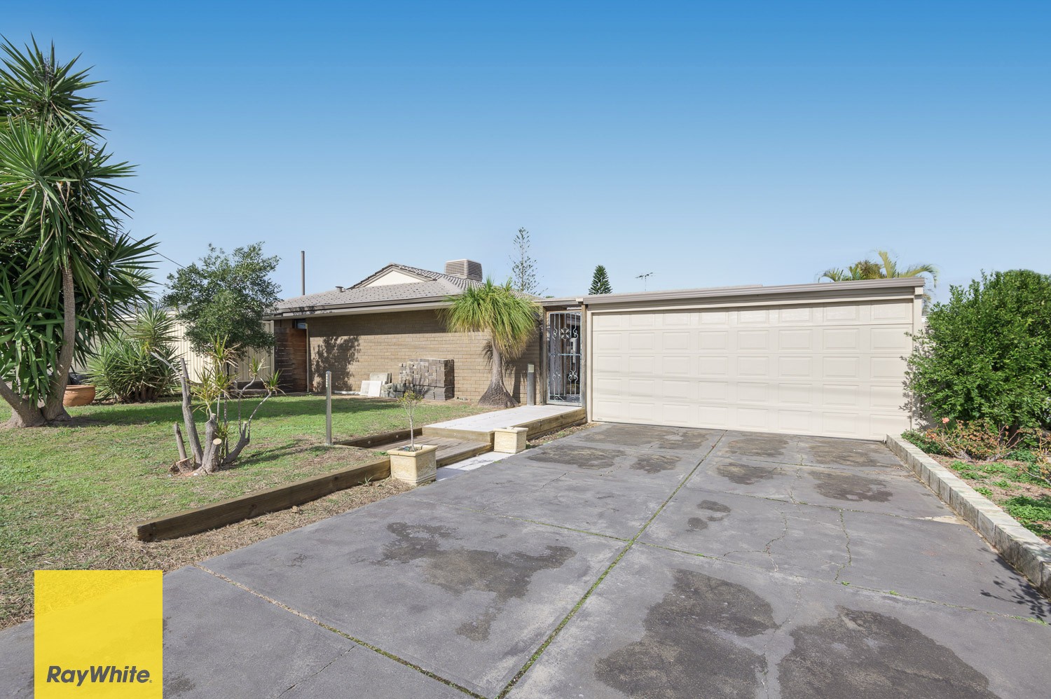 38 Burnham Way, Girrawheen, WA 6064