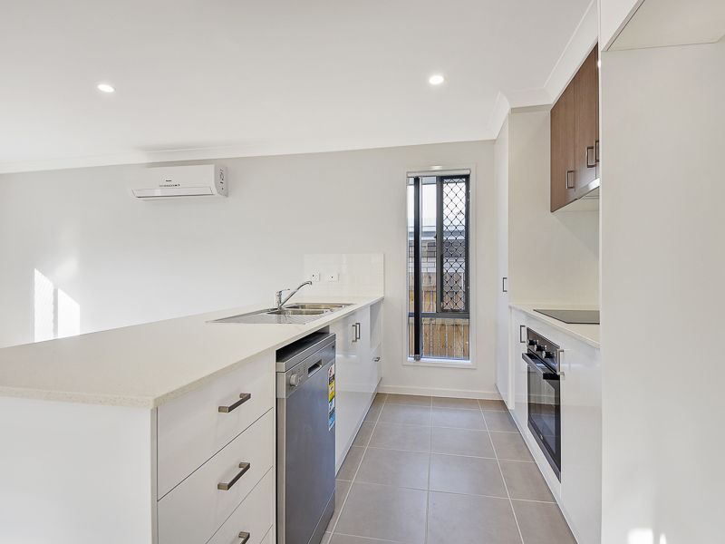 61 Magpie Crescent, Redbank Plains, QLD 4301