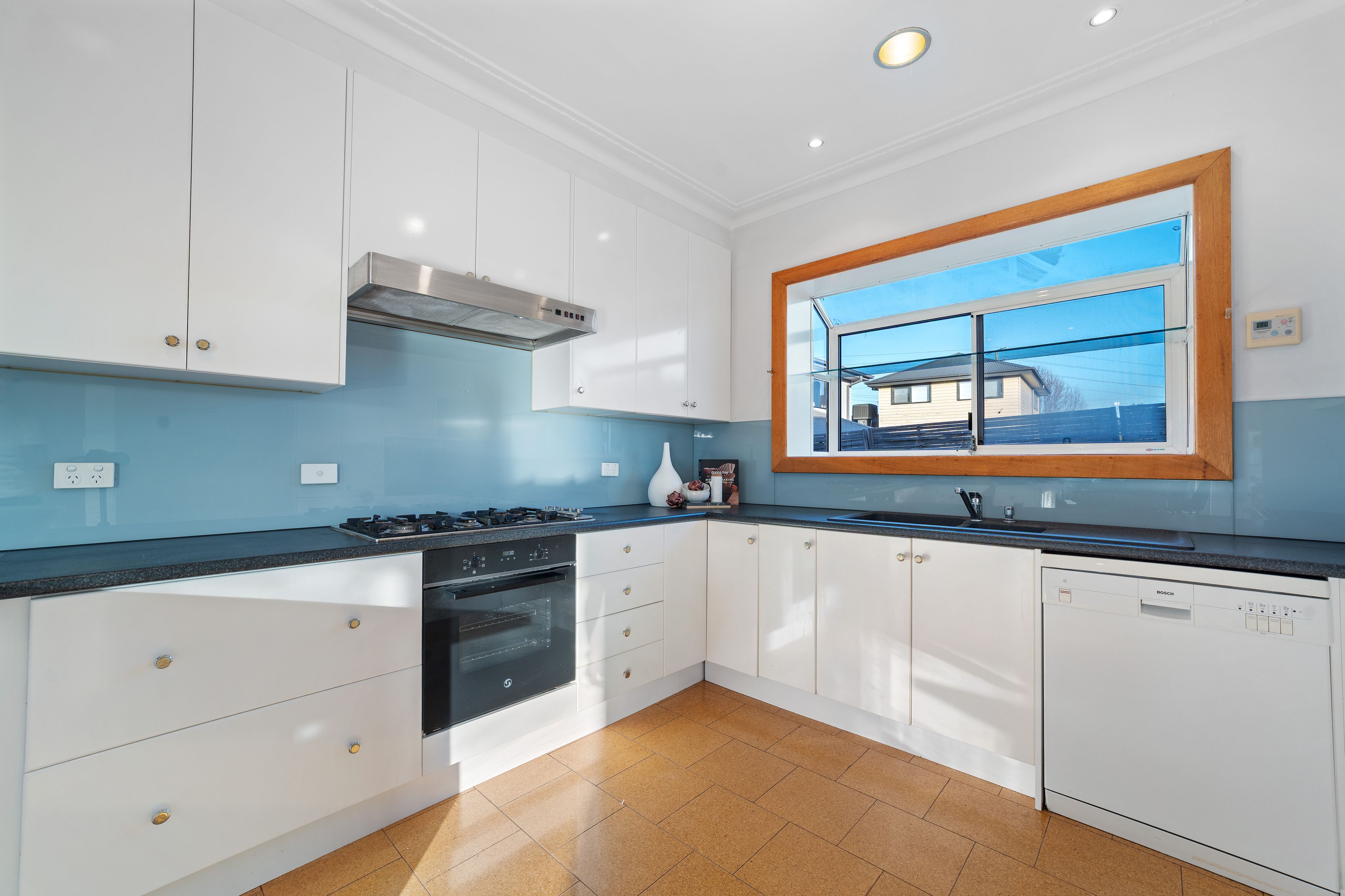 34 Johnston Street — photo 13 of 23
