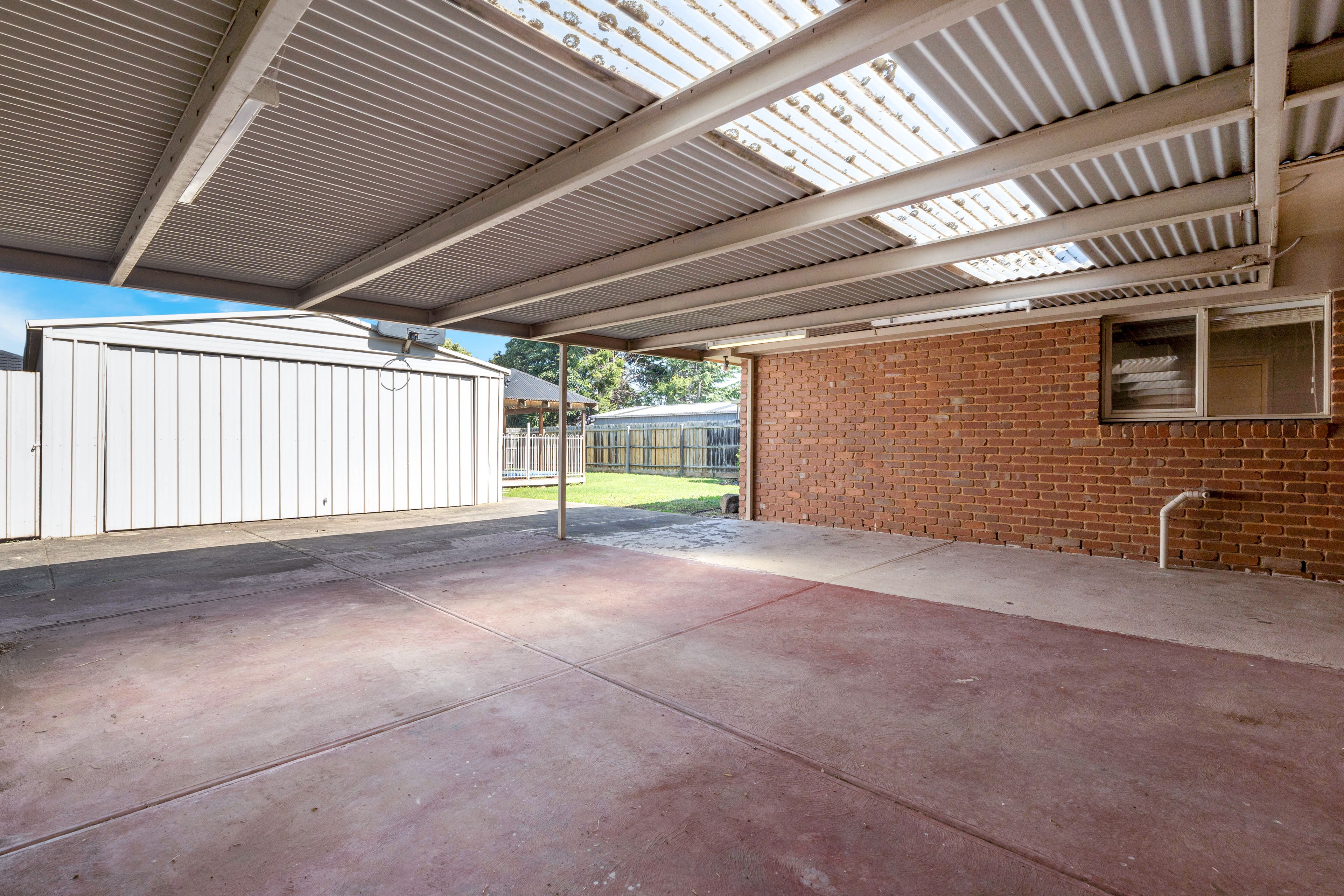 19 Beacon Hills Crescent — photo 15 of 21