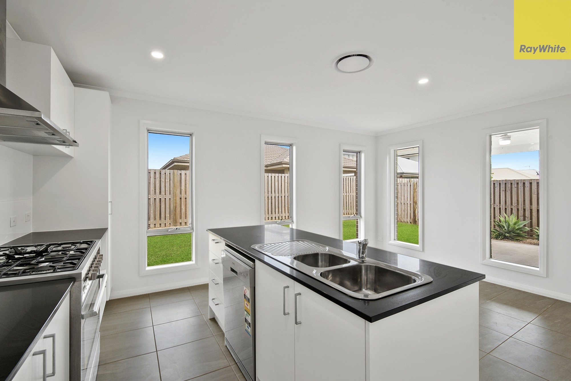 20 Southwood Court, Mango Hill, QLD 4509