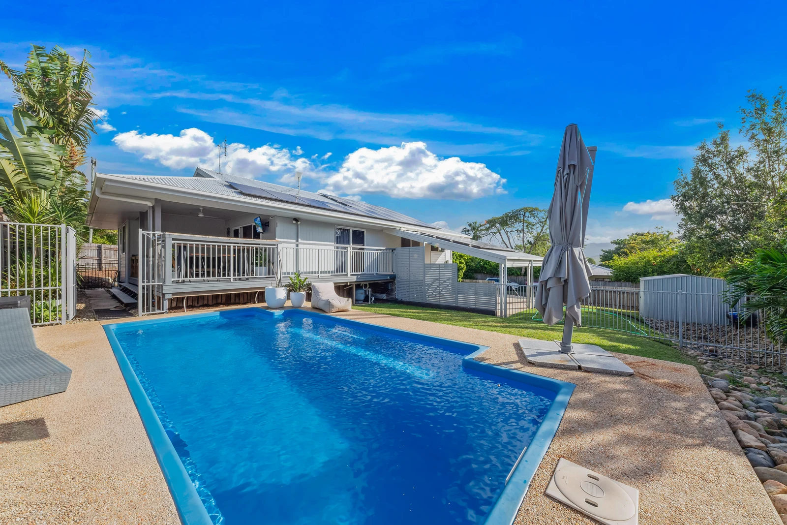 77 Country Road, Cannonvale, QLD 4802