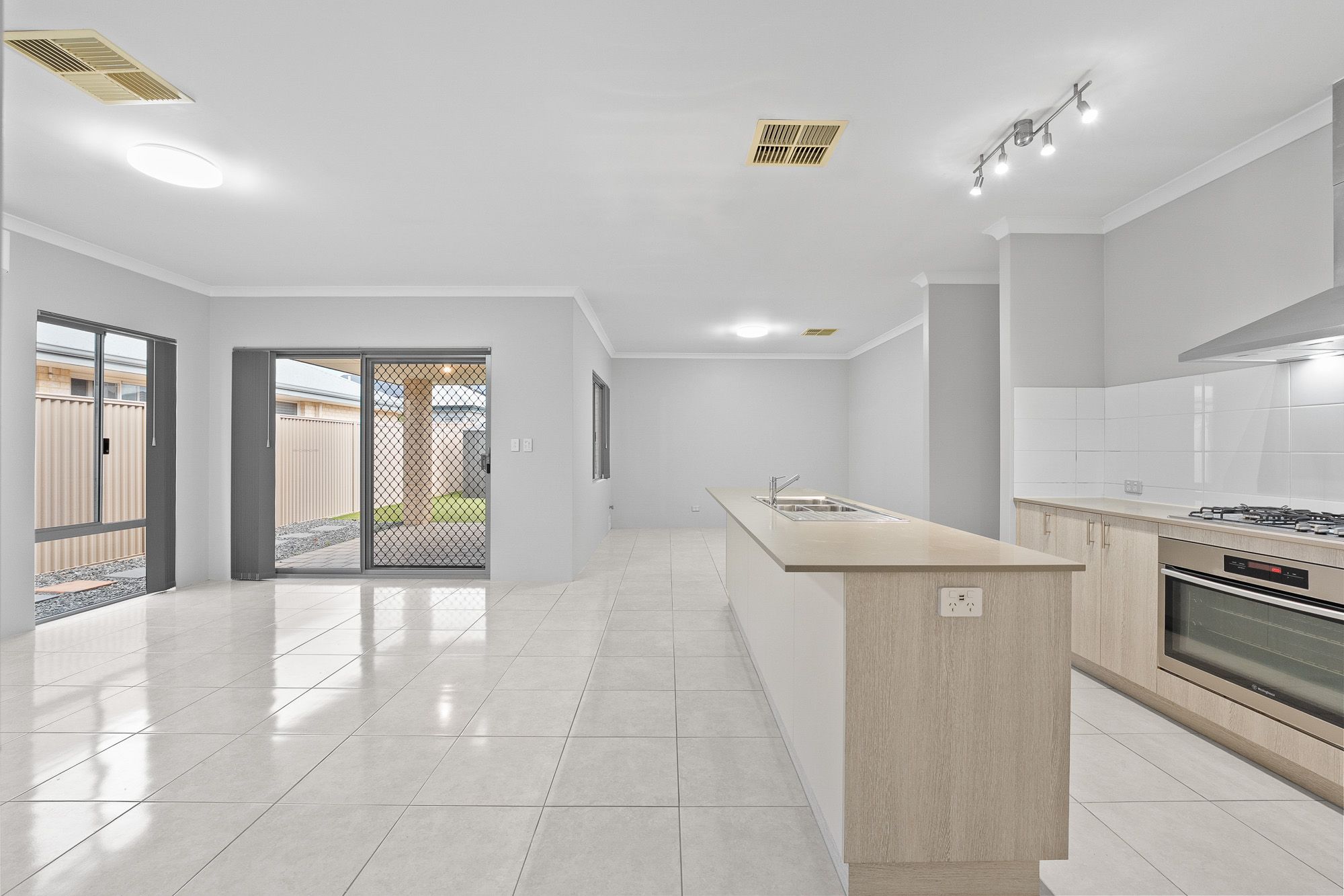 158 Clyde Avenue — photo 15 of 30