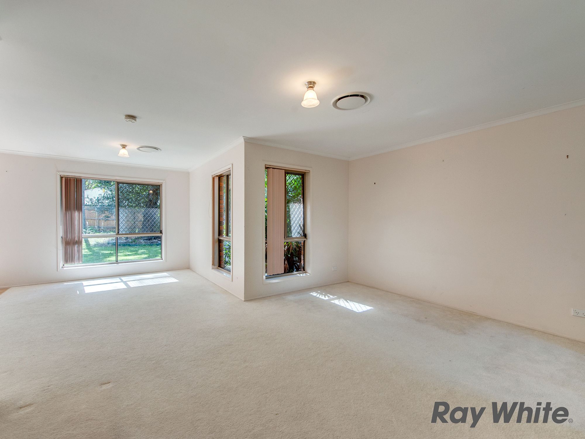 25 Elderslie Place, Forest Lake, QLD 4078