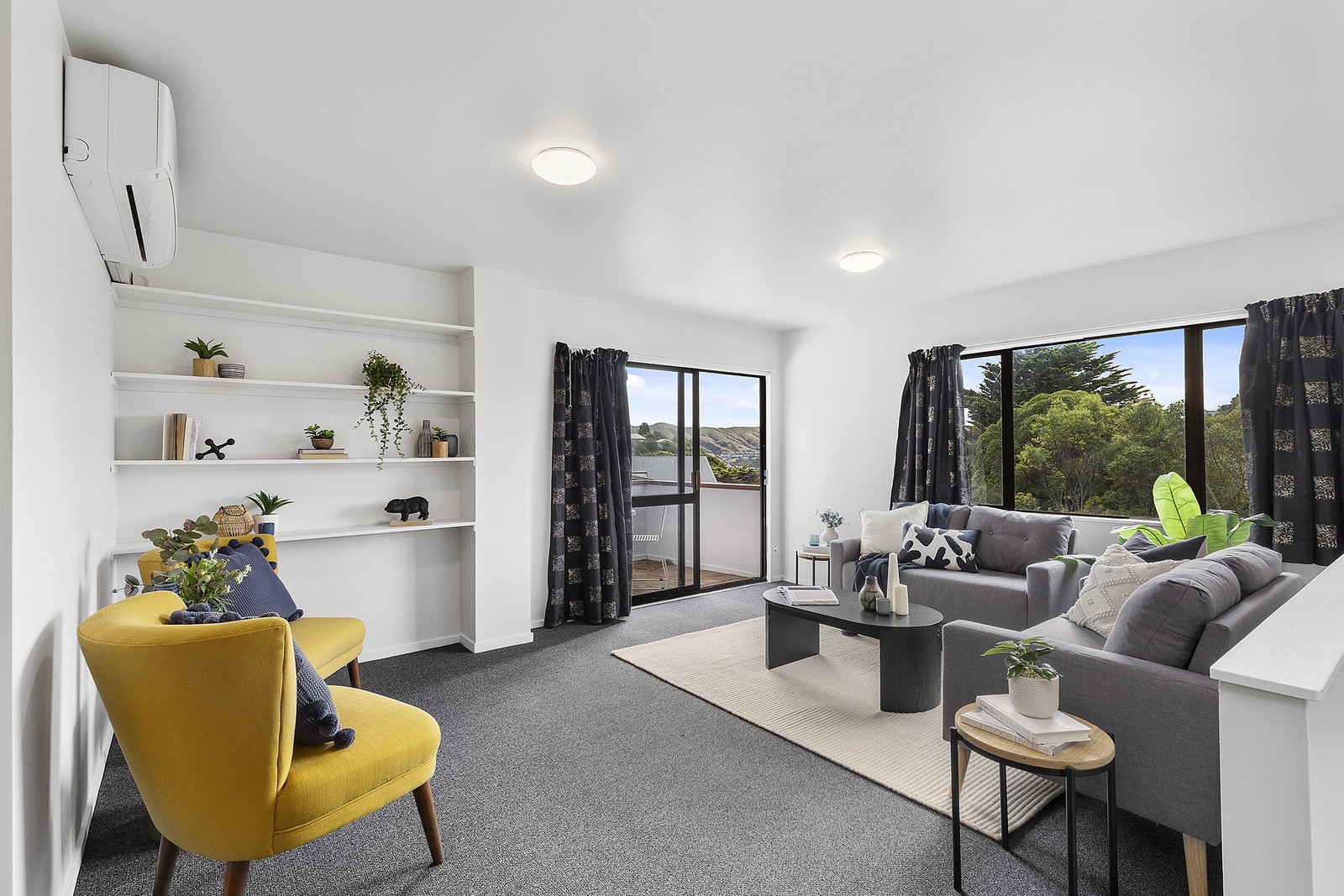 2B Bushland Grove, Paparangi, Wellington City