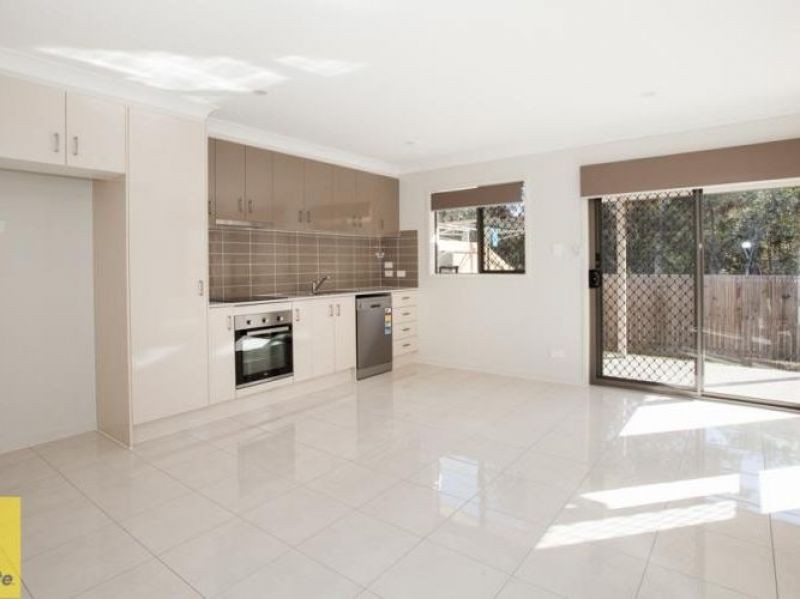 2/39 Ryrie Court, Park Ridge, QLD 4125