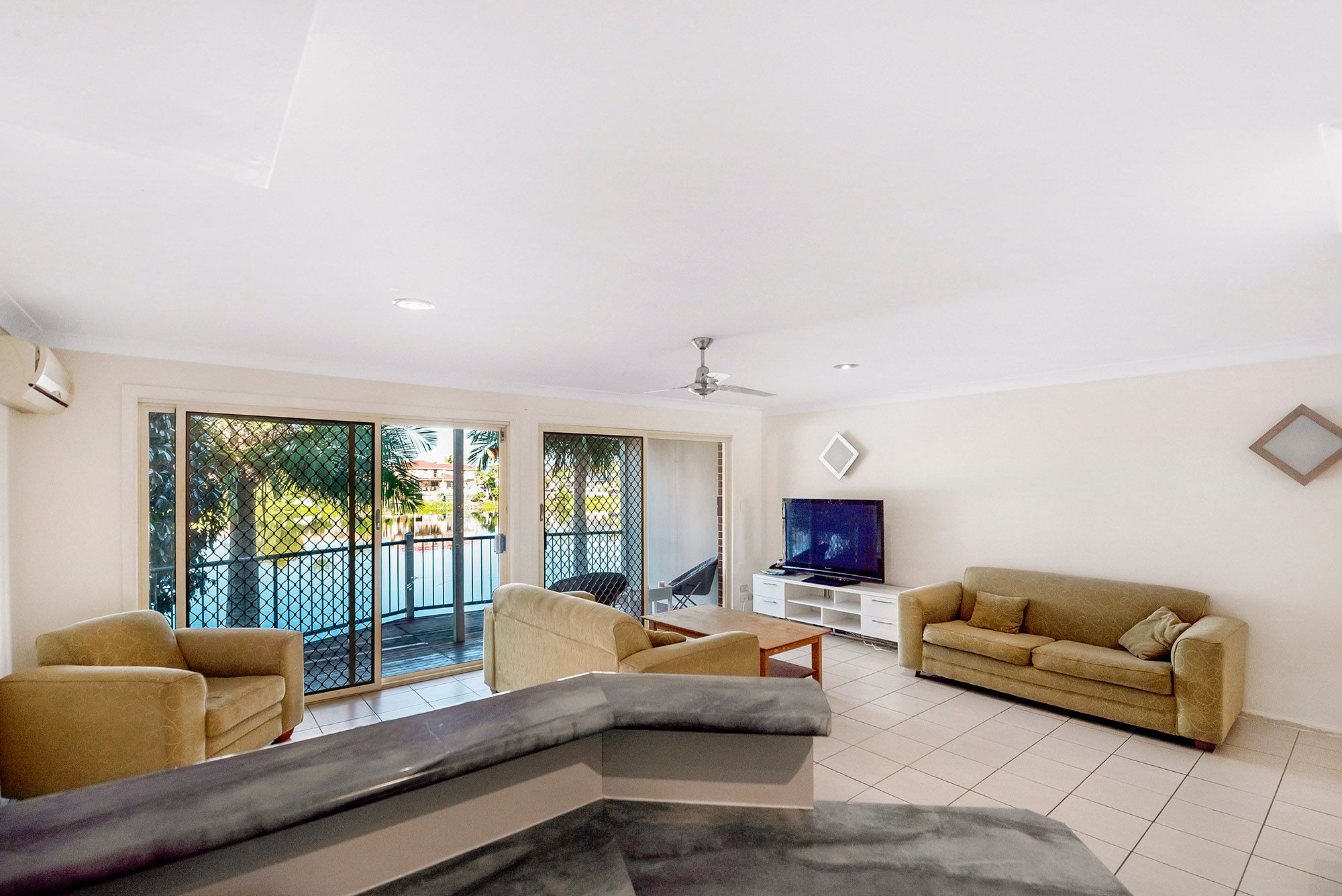 44/7-9 Santa Cruz Boulevard, Clear Island Waters, QLD 4226