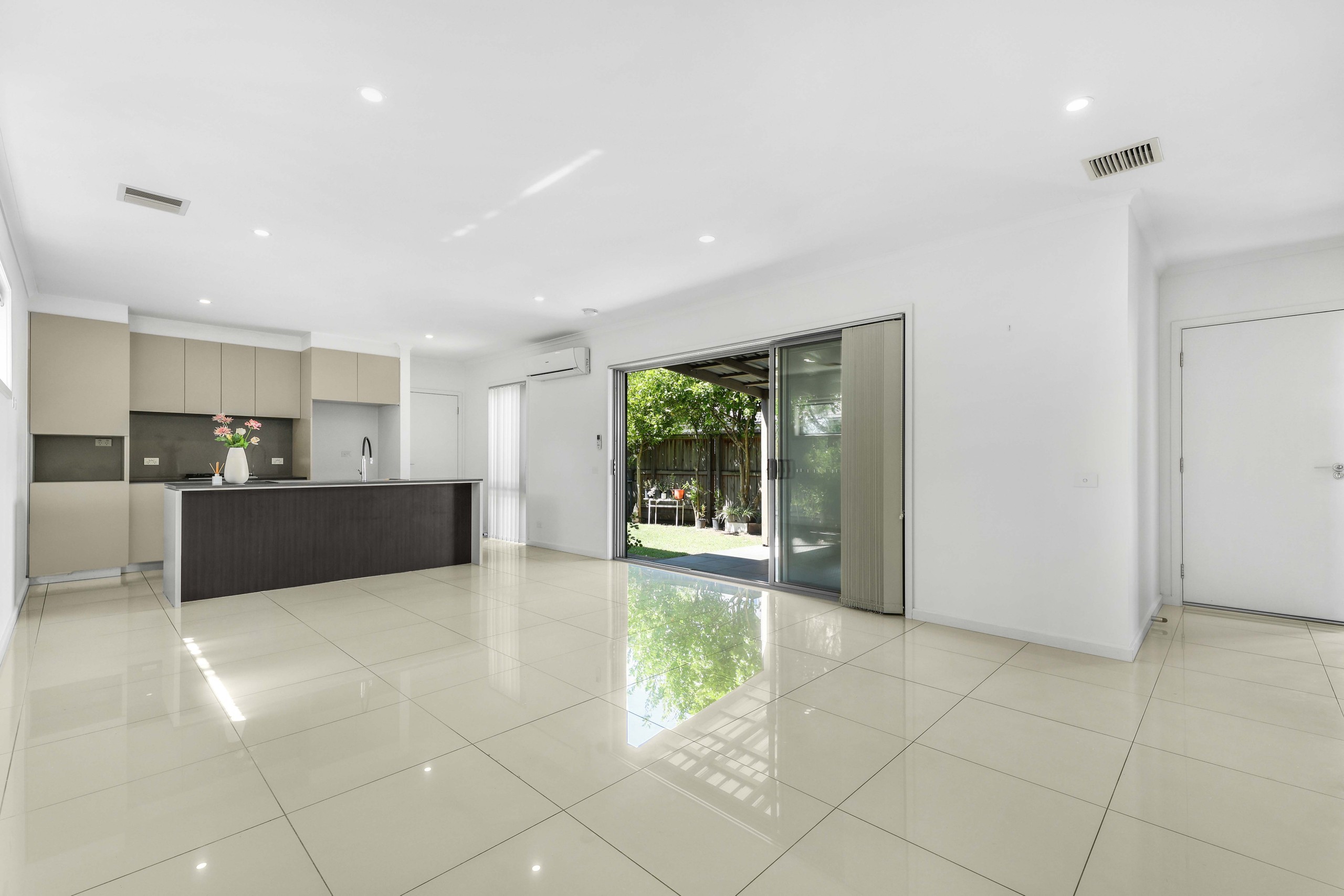 14 Grove Way, Wantirna South, VIC 3152
