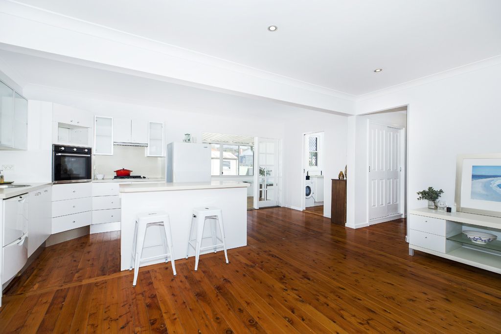 8 Weatherley Street, Booragul, NSW 2284