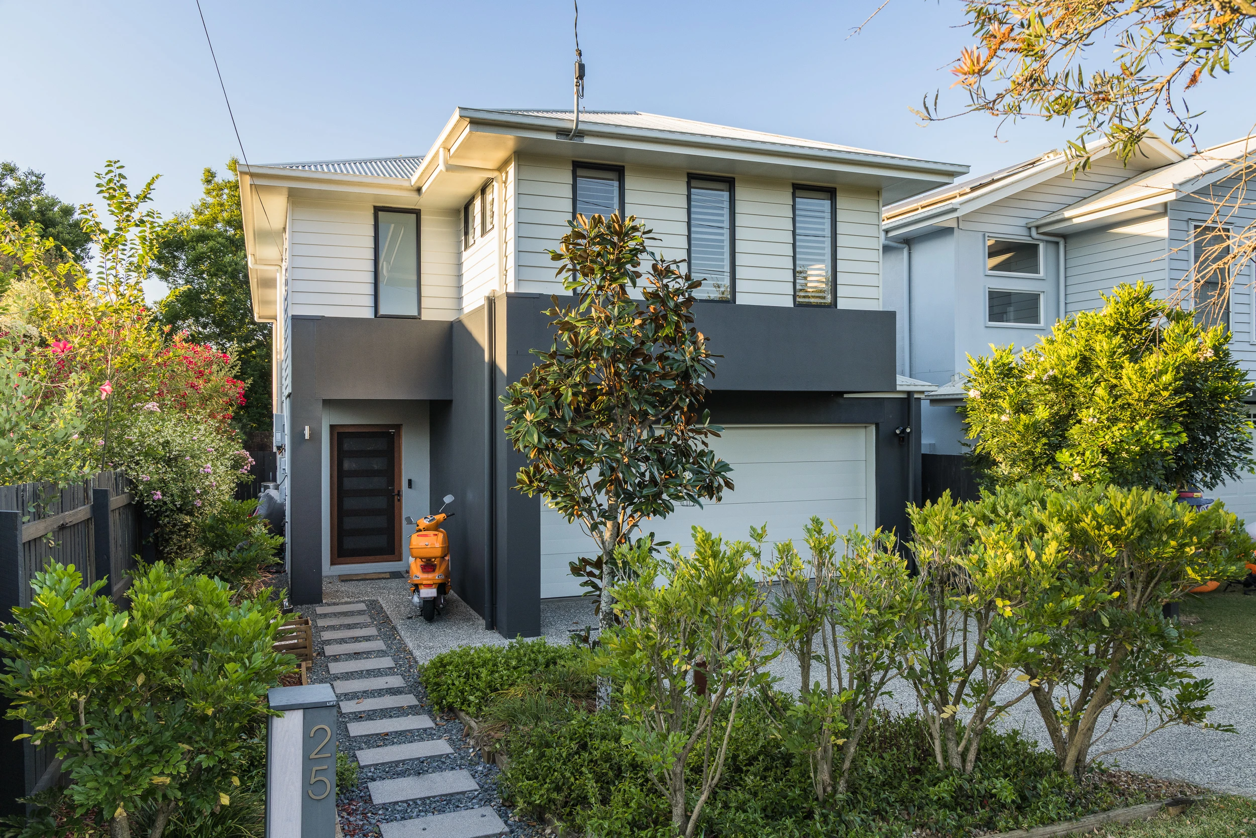 25 Alexander Road, Oxley, QLD 4075