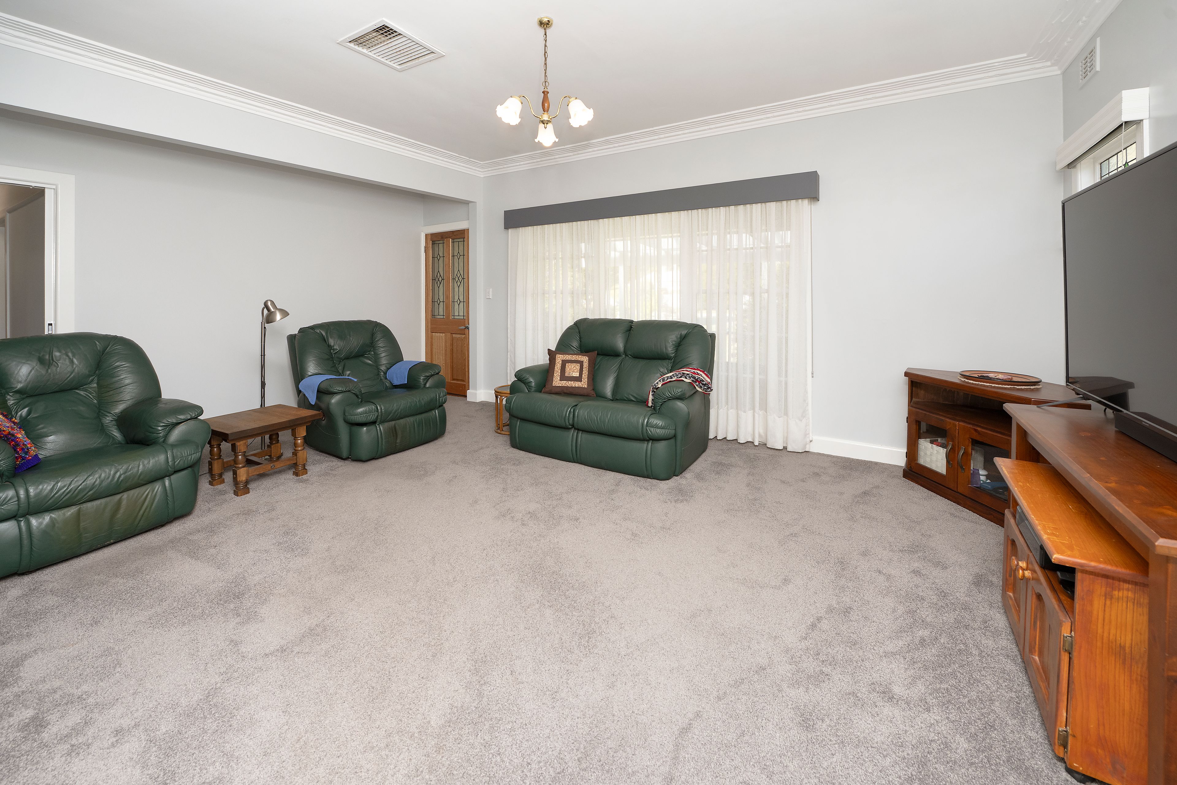 6 Milloo Crescent, Swan Hill, VIC 3585