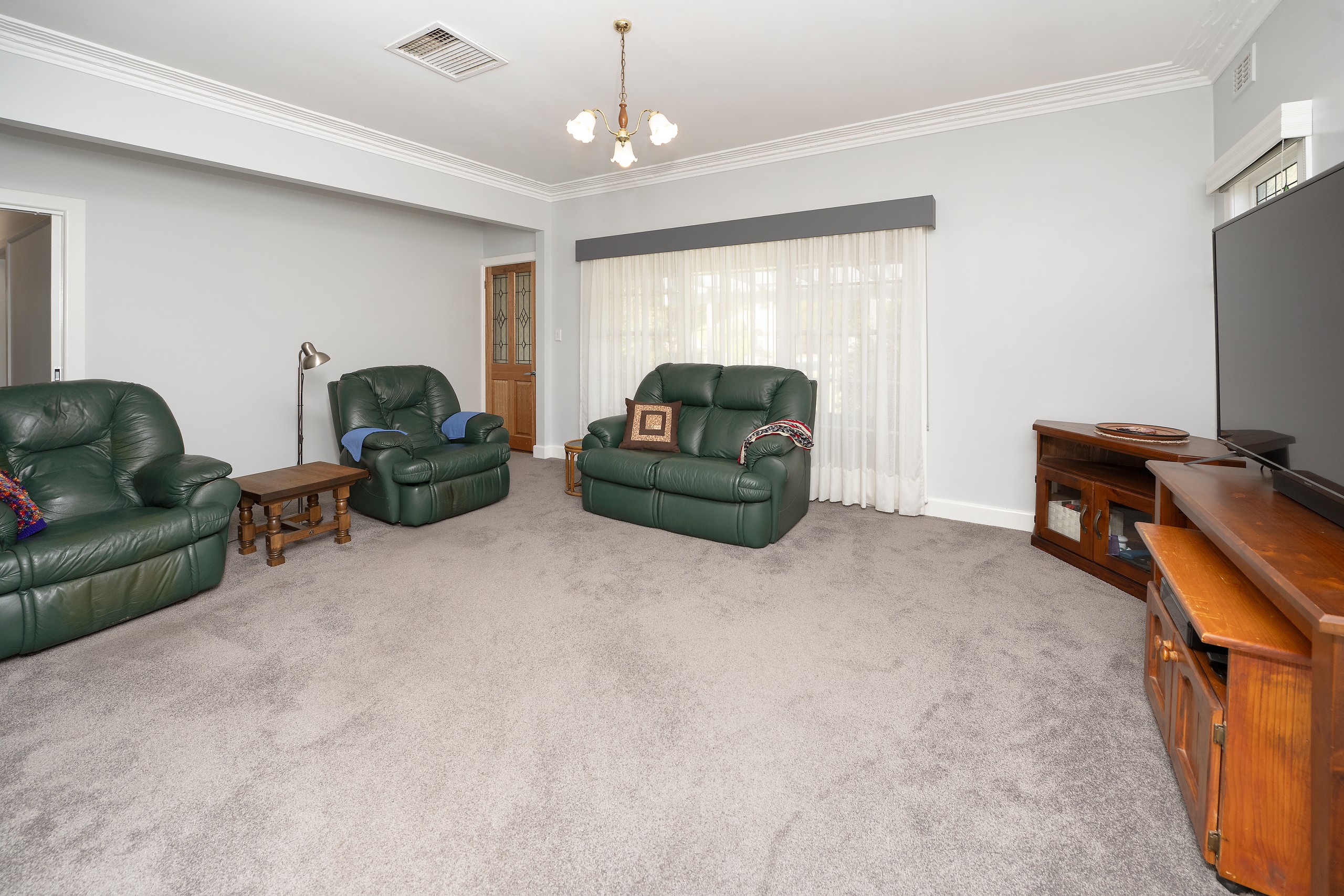 6 Milloo Crescent, Swan Hill, VIC 3585