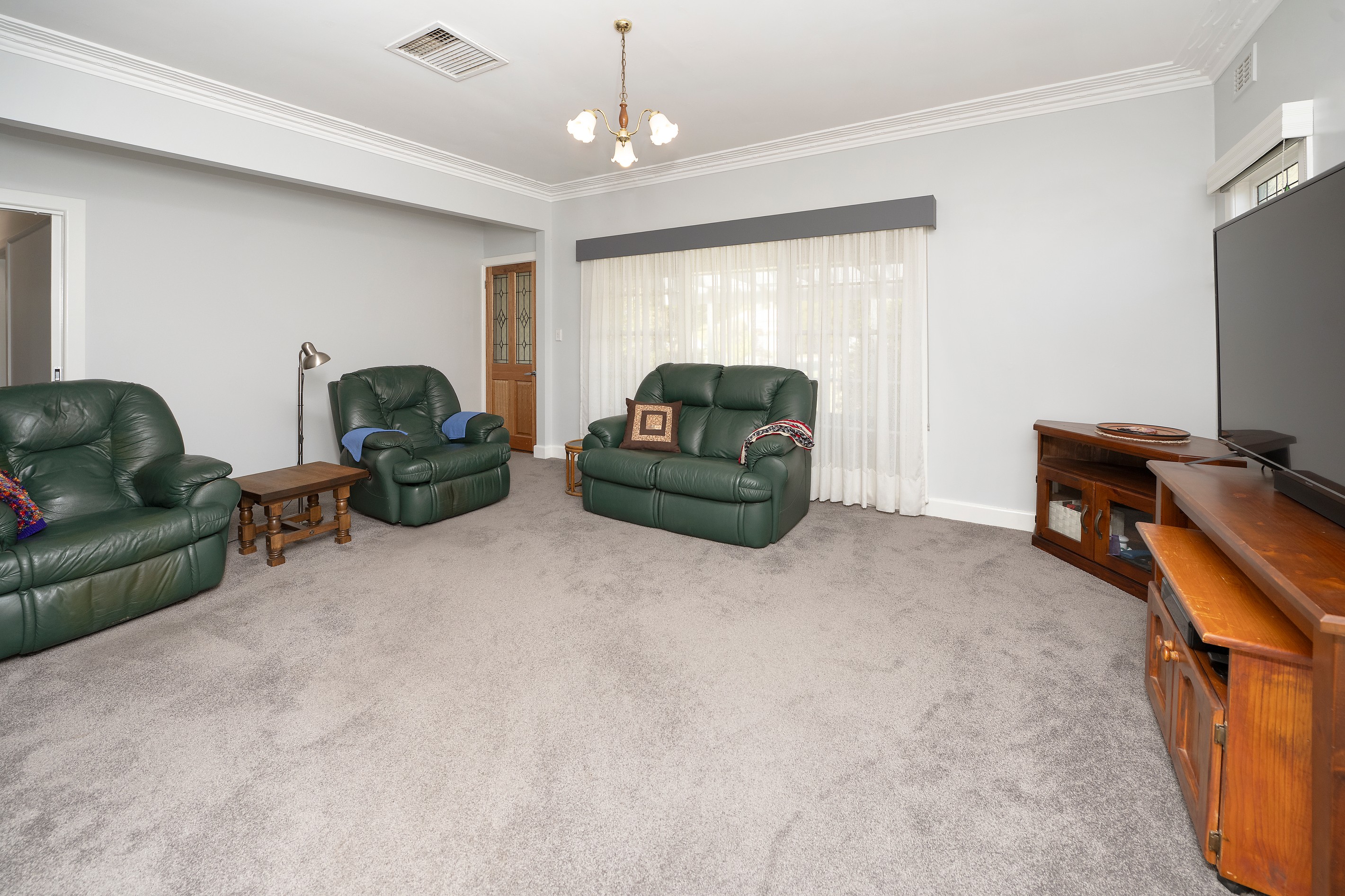 6 Milloo Crescent, Swan Hill, VIC 3585