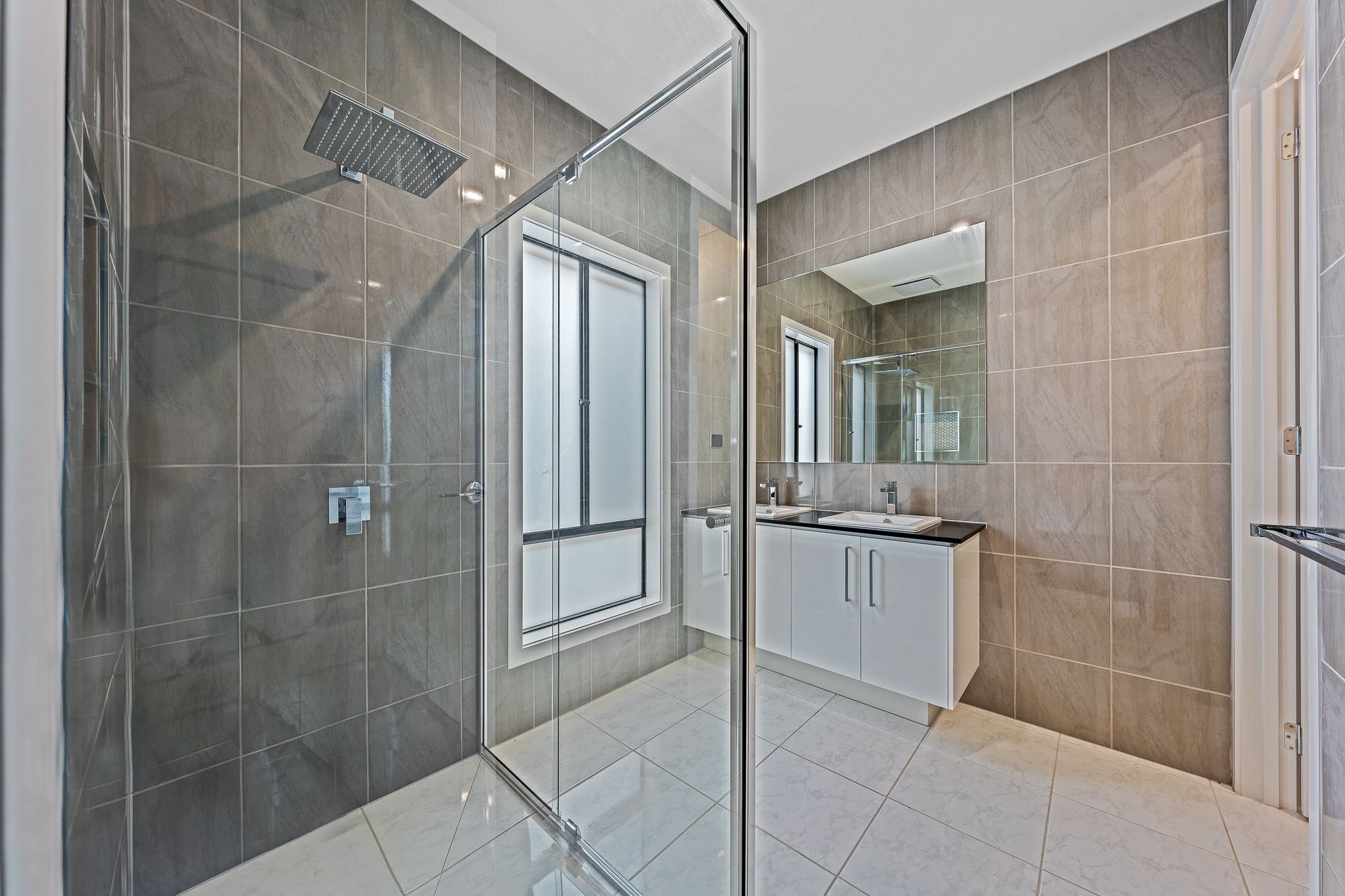 7 Niseko Crescent — photo 7 of 14